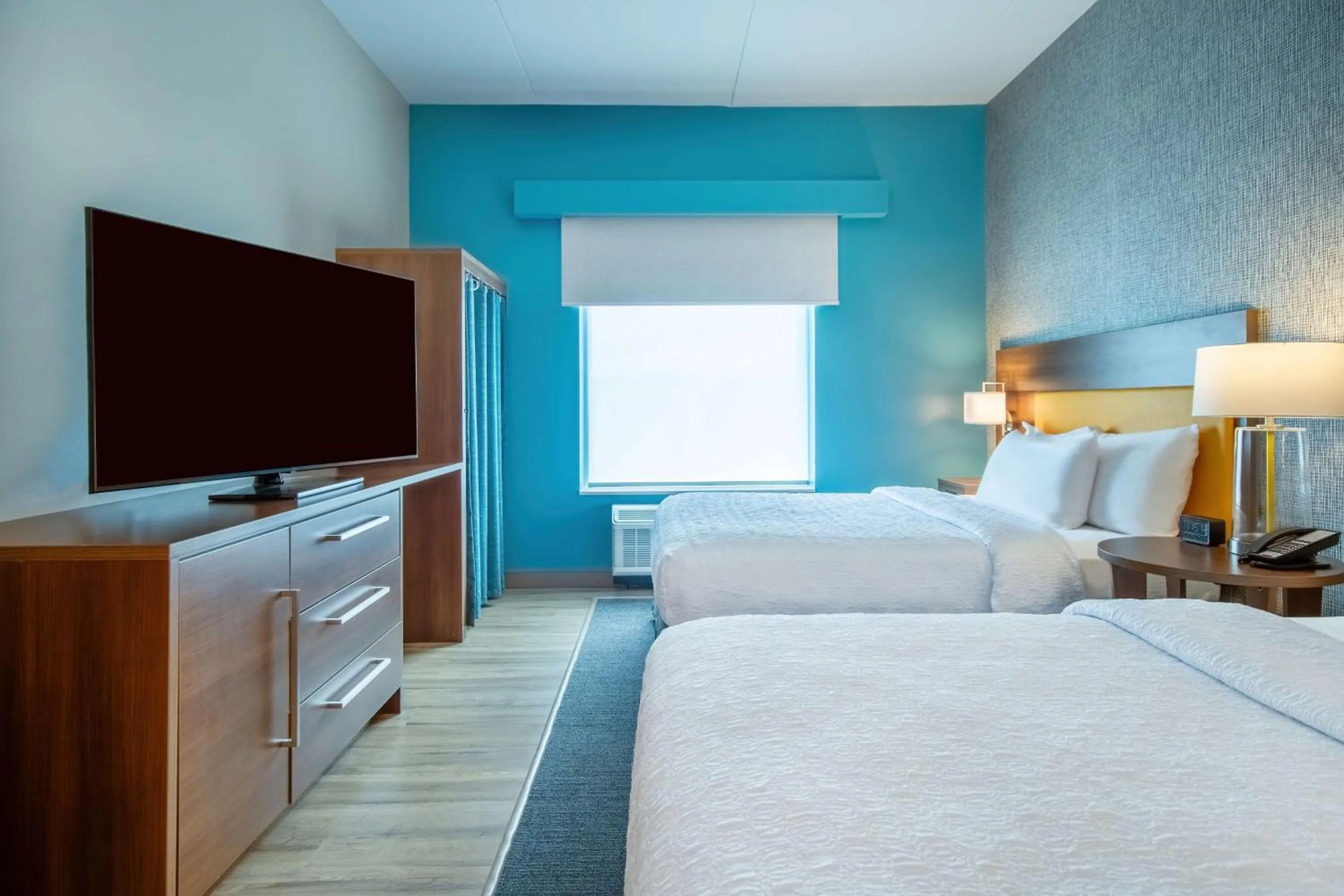 Bed in Home2 Suites By Hilton West Chester Cincinnati