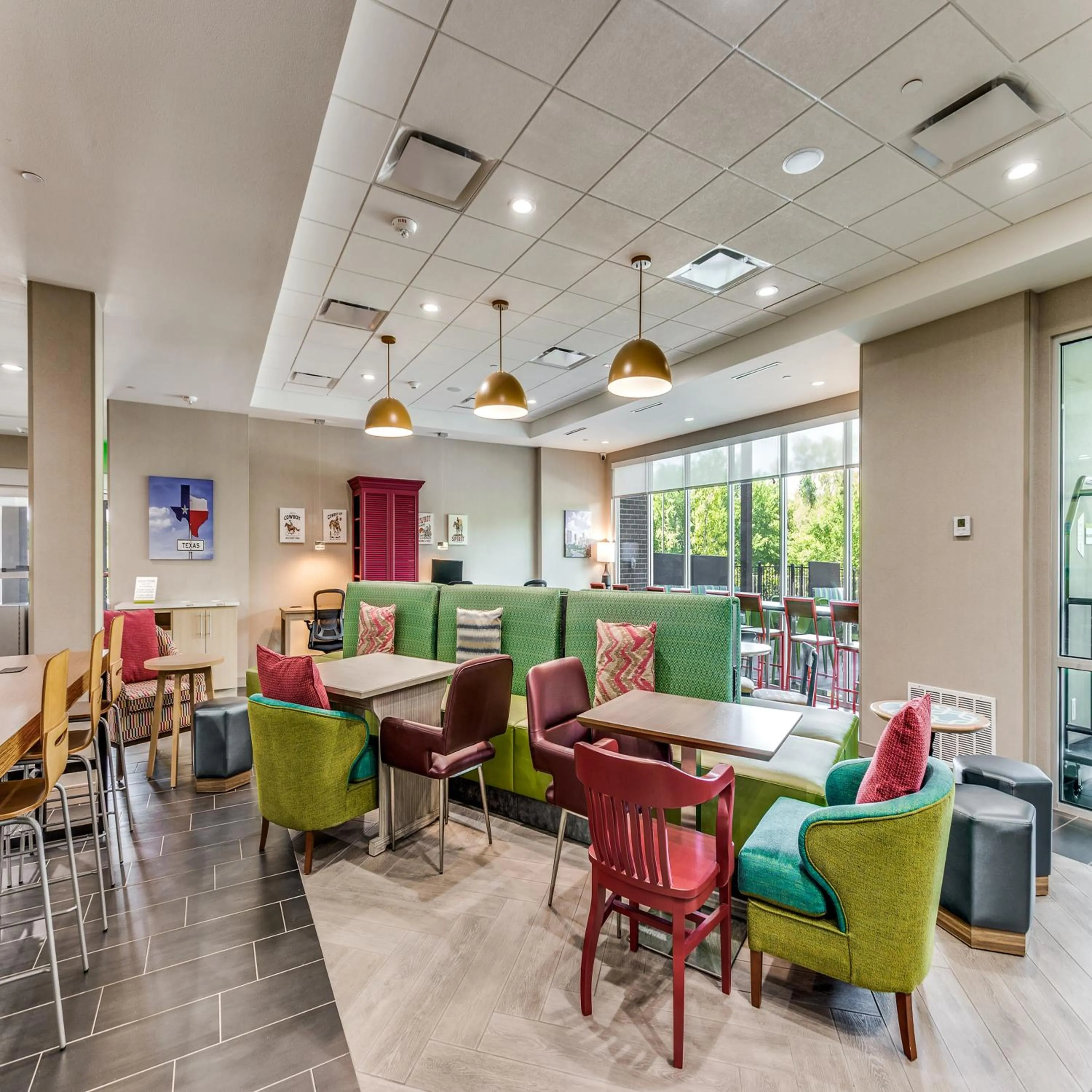 Restaurant/places to eat in Home2 Suites By Hilton Fort Worth Arlington West