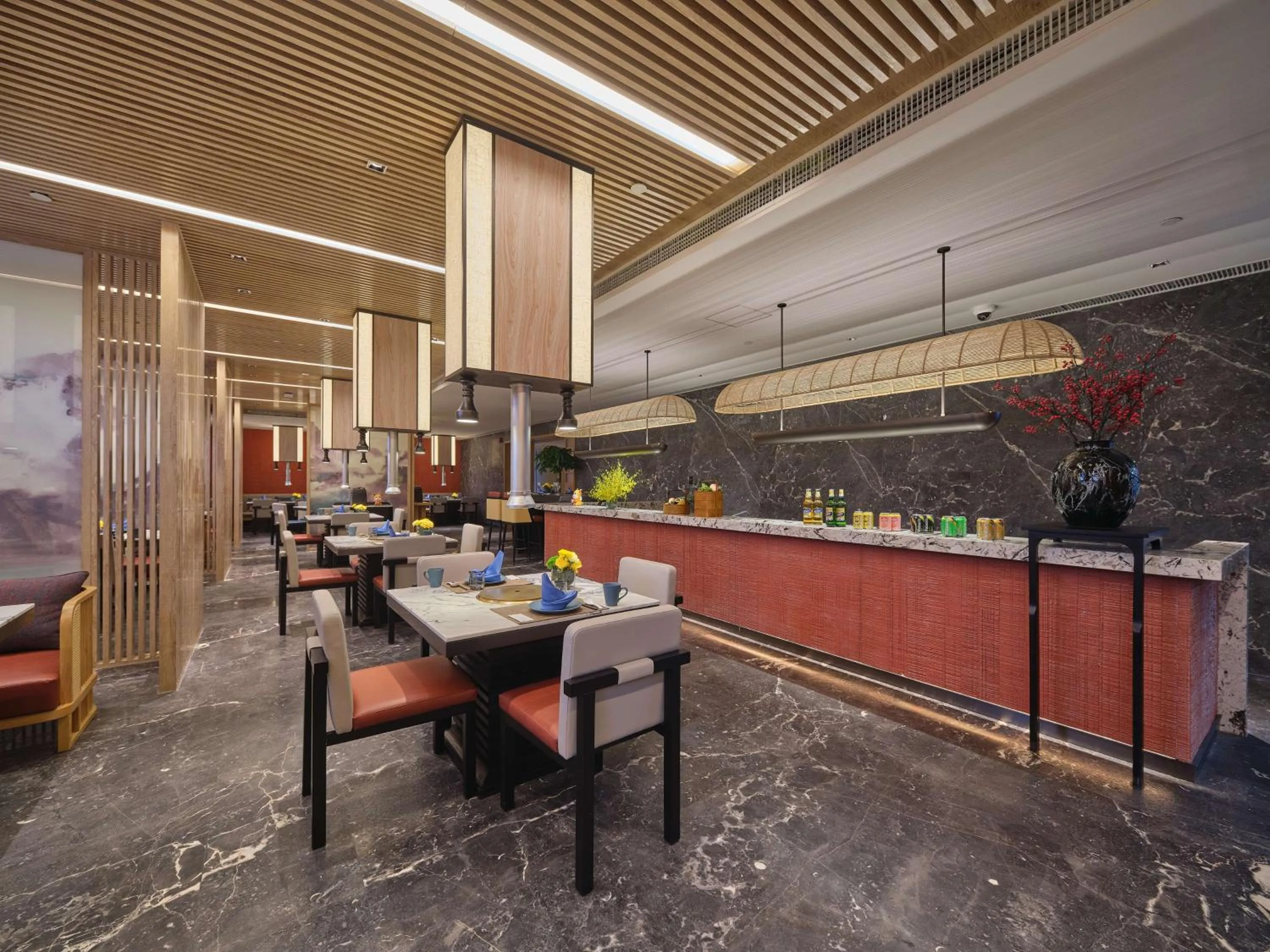 Restaurant/places to eat in DoubleTree by Hilton Changbaishan Hot Spring