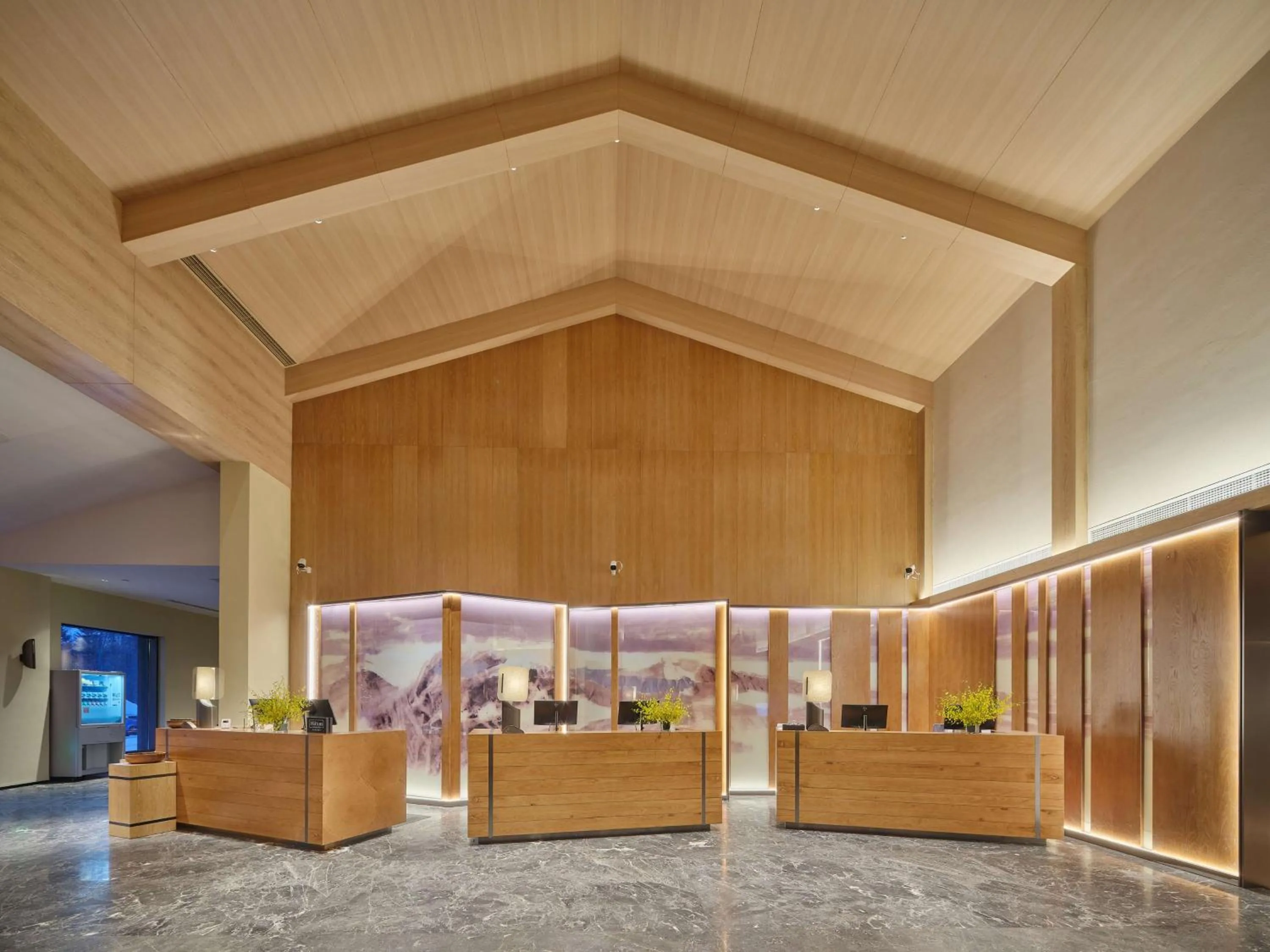 Lobby or reception in DoubleTree by Hilton Changbaishan Hot Spring