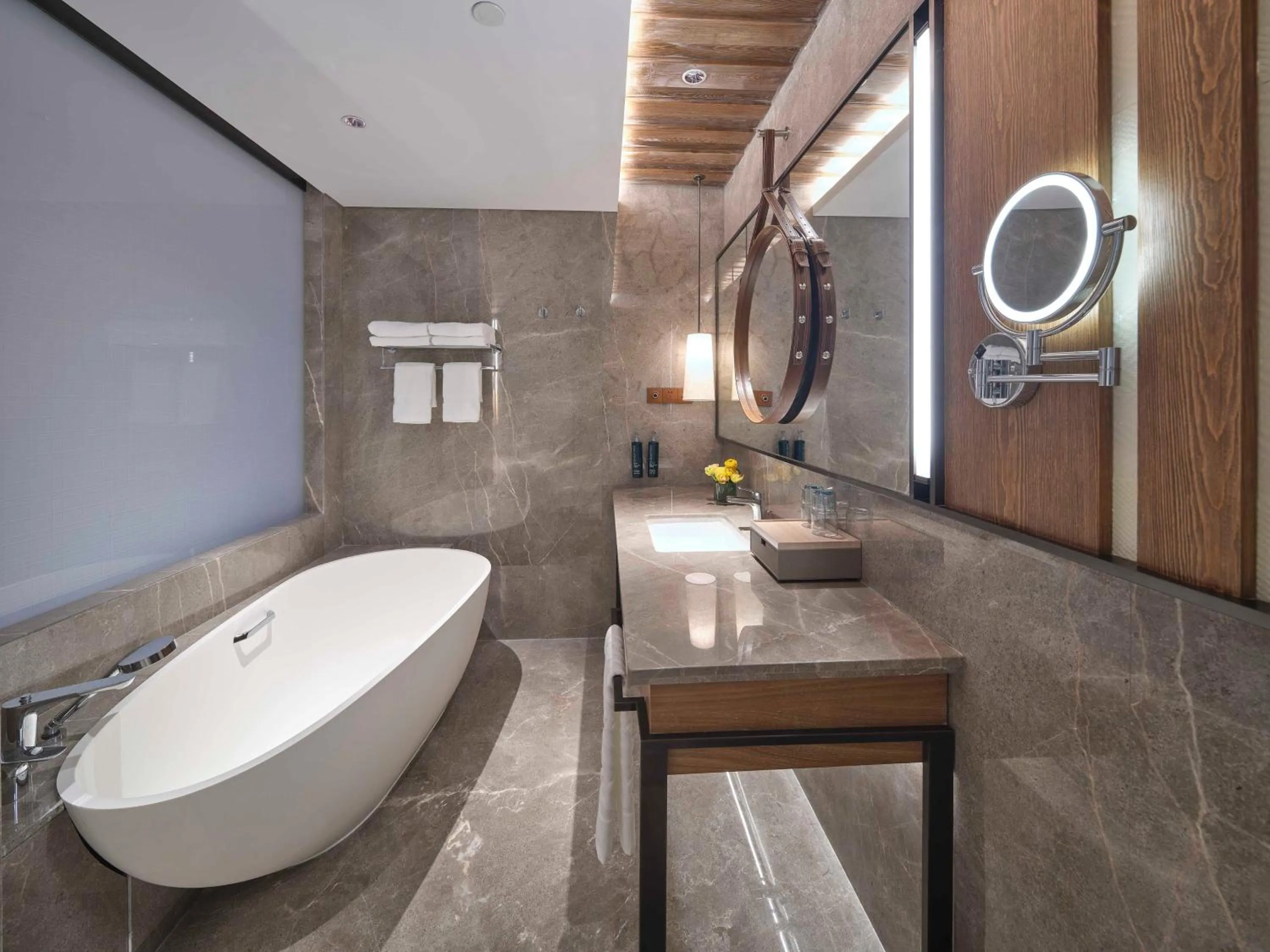 Toilet in DoubleTree by Hilton Changbaishan Hot Spring