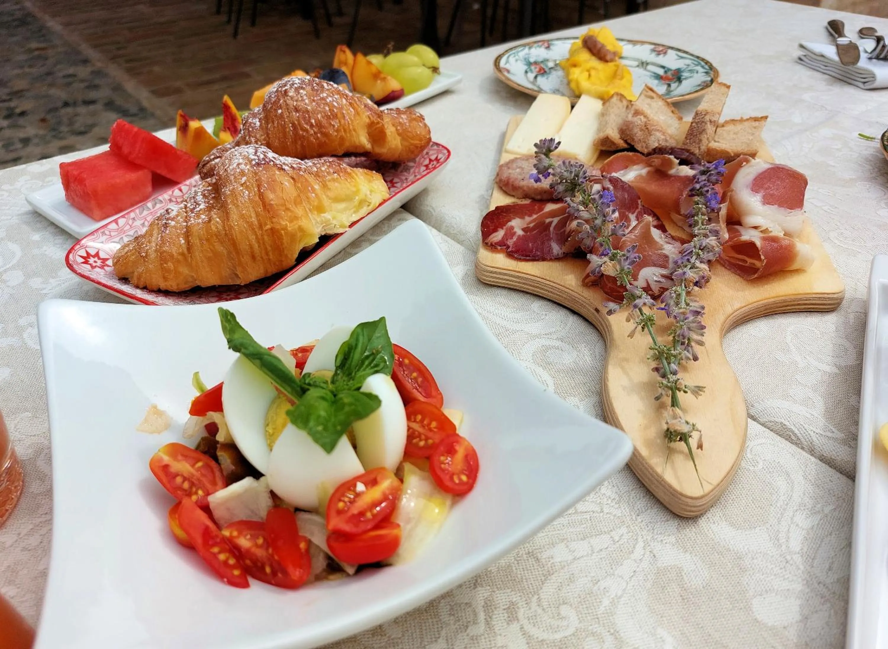 Breakfast in Relais Cocci Grifoni - Panoramic Wine Resort