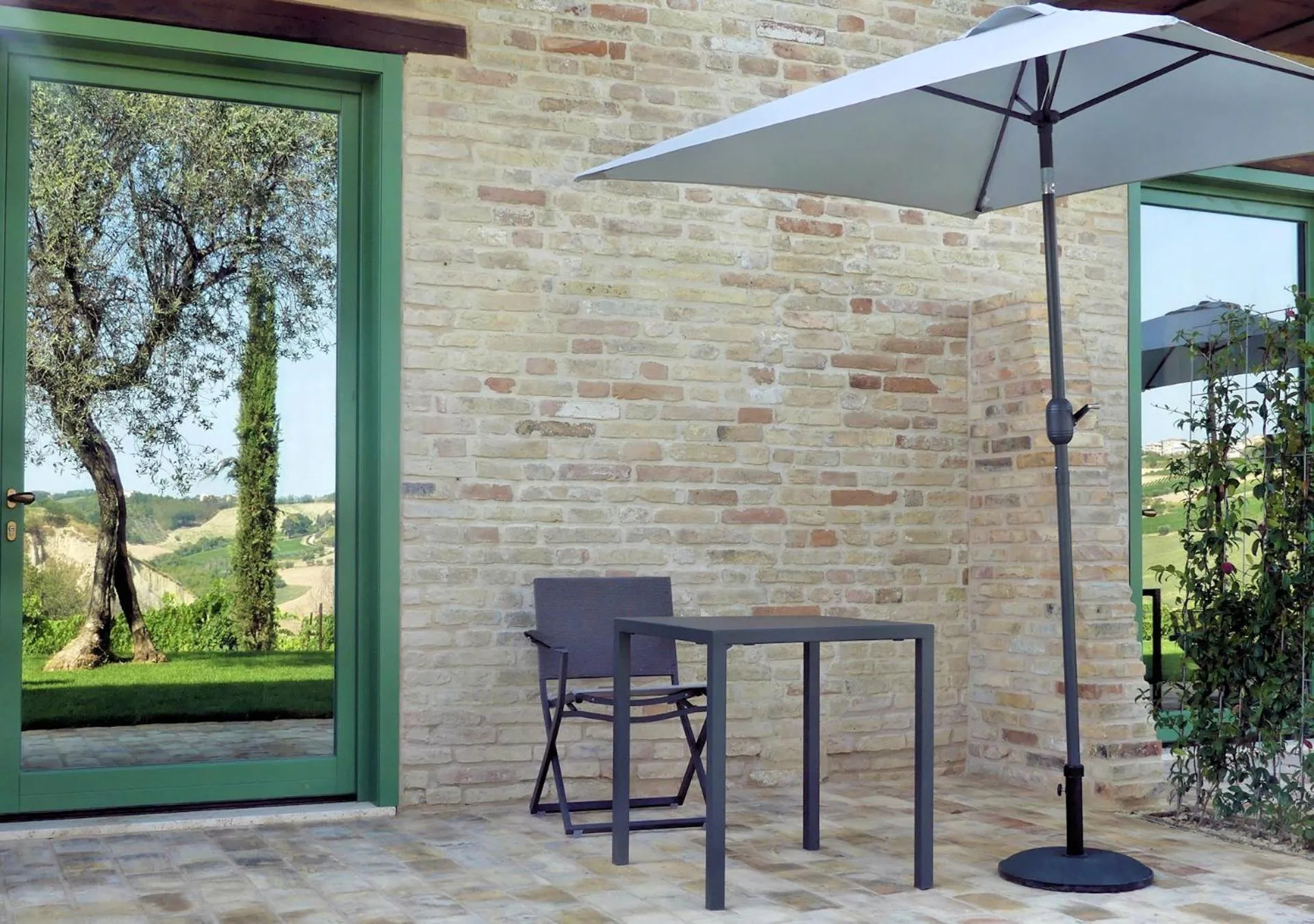 Patio in Relais Cocci Grifoni - Panoramic Wine Resort