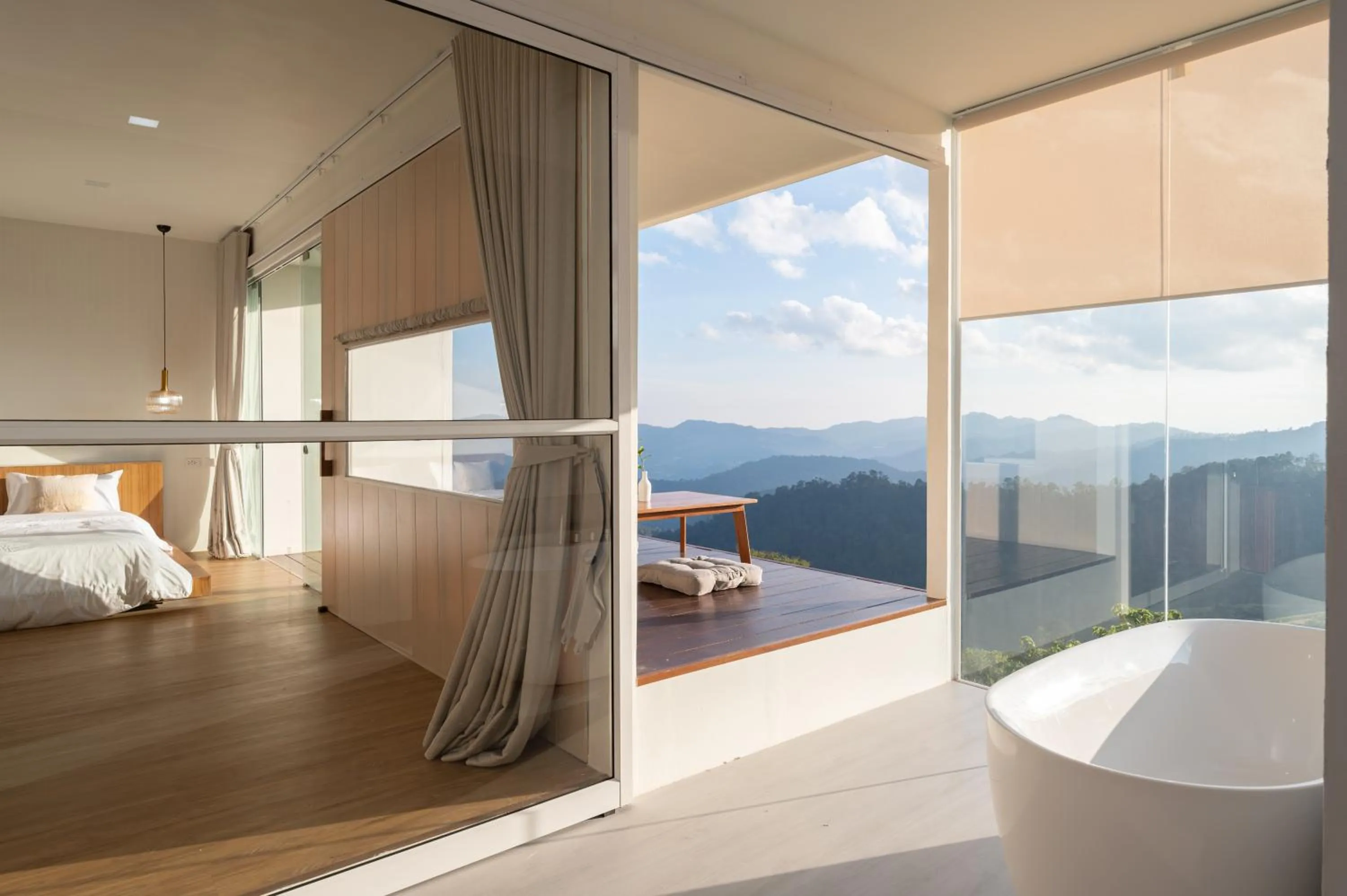 Photo of the whole room, Bed in nai r kaad