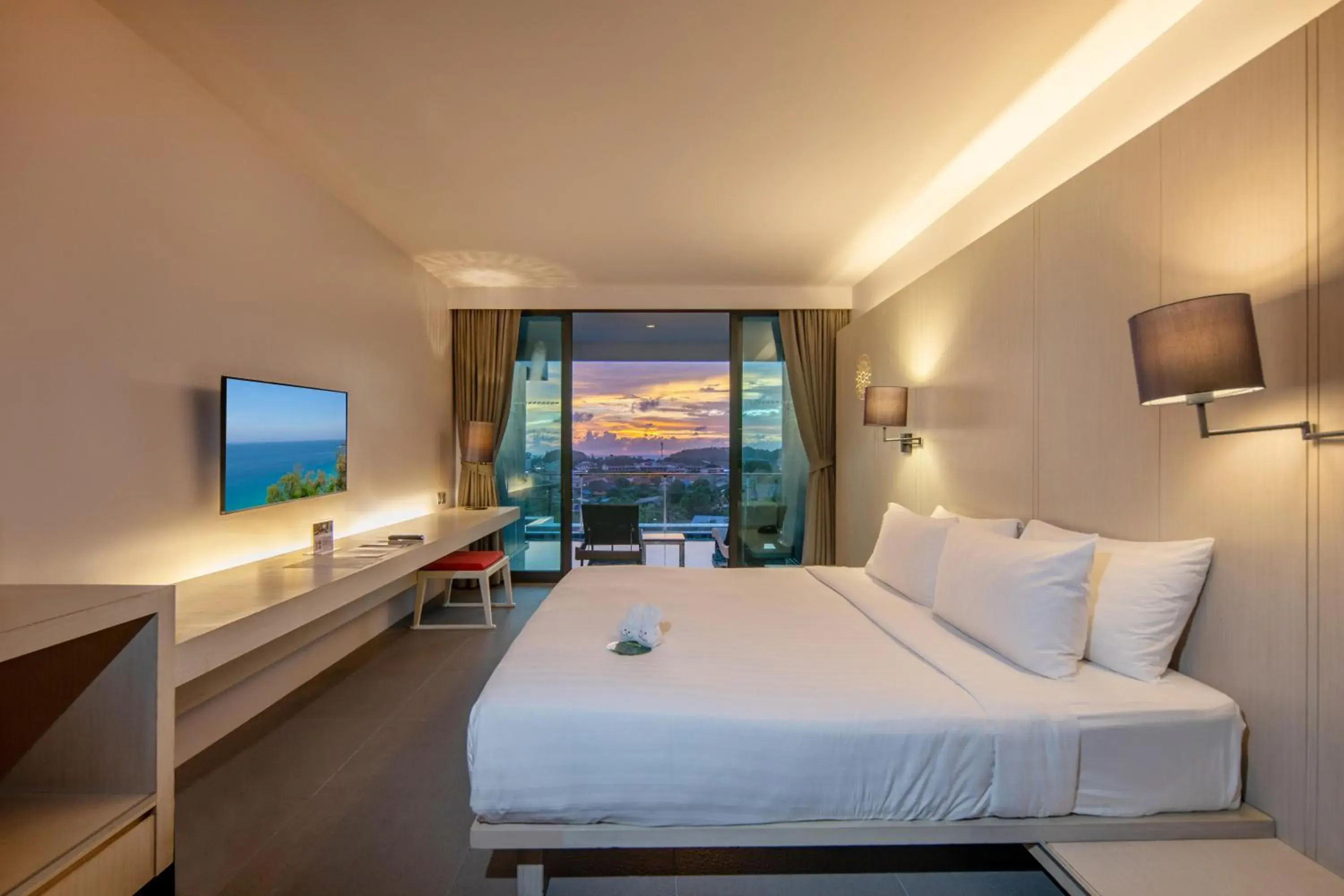 Deluxe Double with Sea View in The Yama Hotel Phuket Deluxe Double with Sea View in The Yama Hotel Phuket