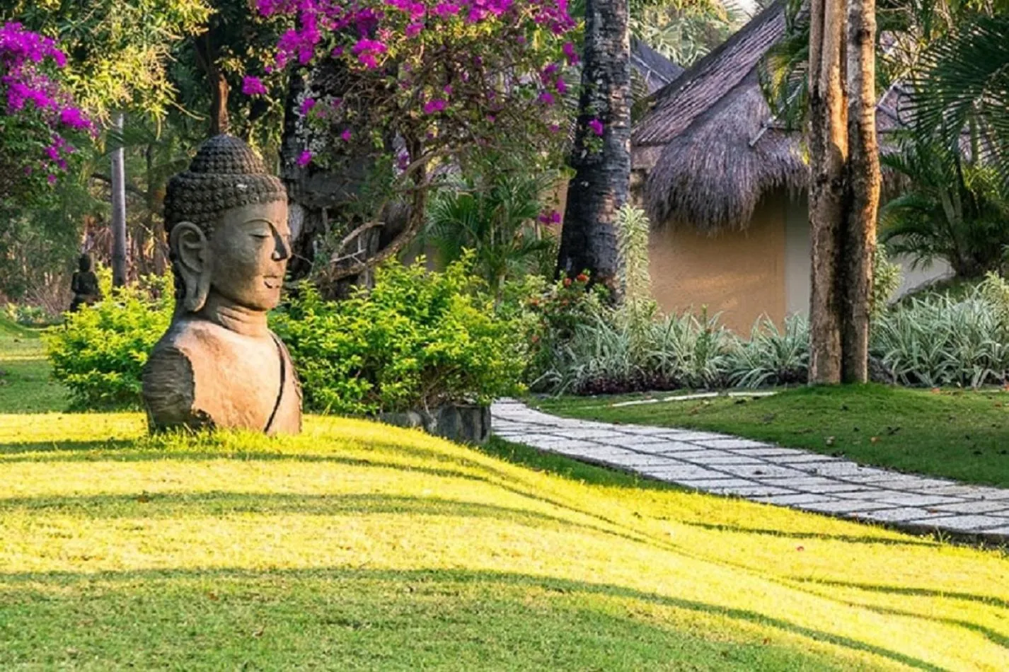 Garden in Siddhartha Oceanfront Resort & Spa Bali