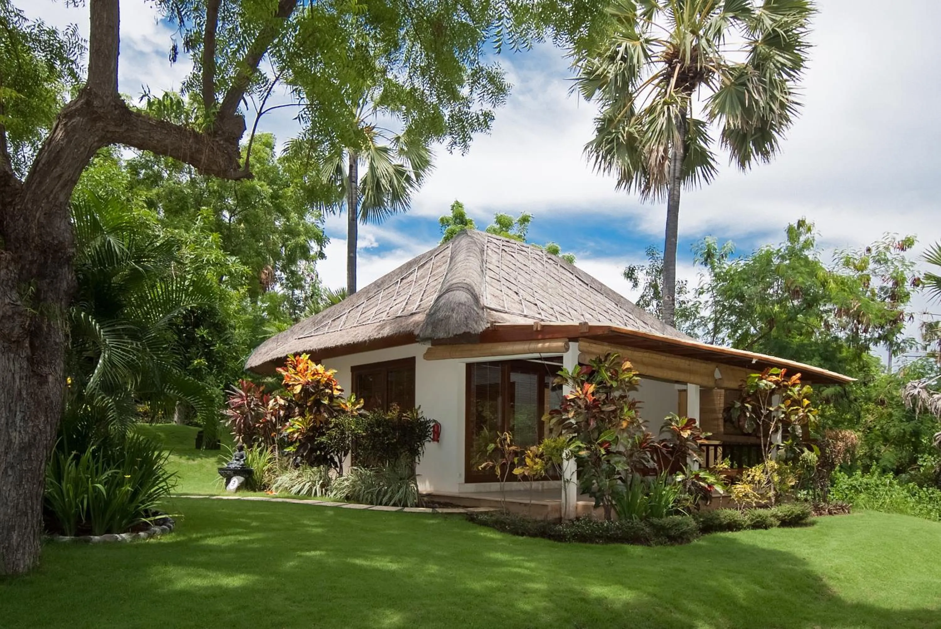 Property building in Siddhartha Oceanfront Resort & Spa Bali