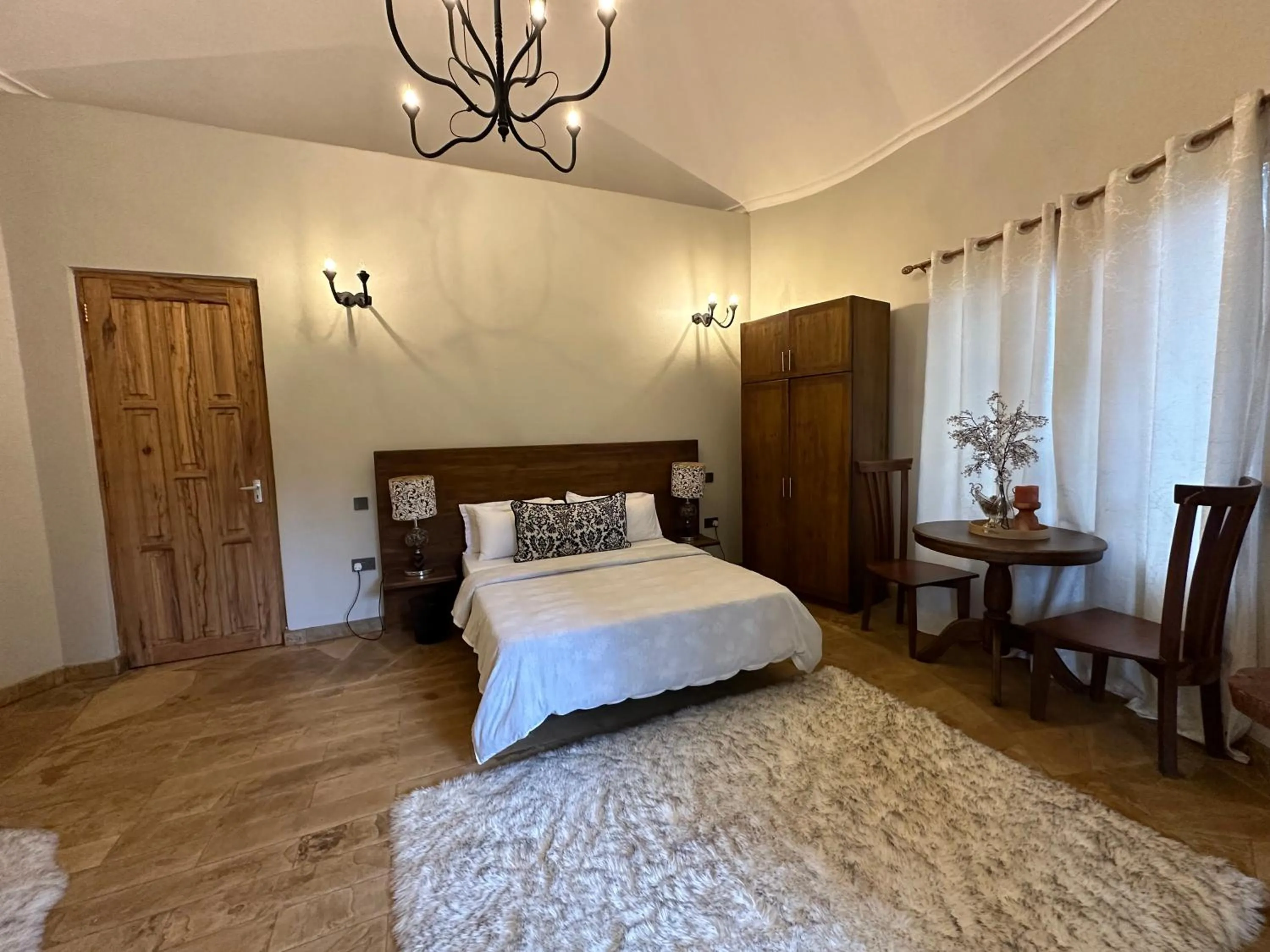 Bed in Tulivu Kilimanjaro Retreat