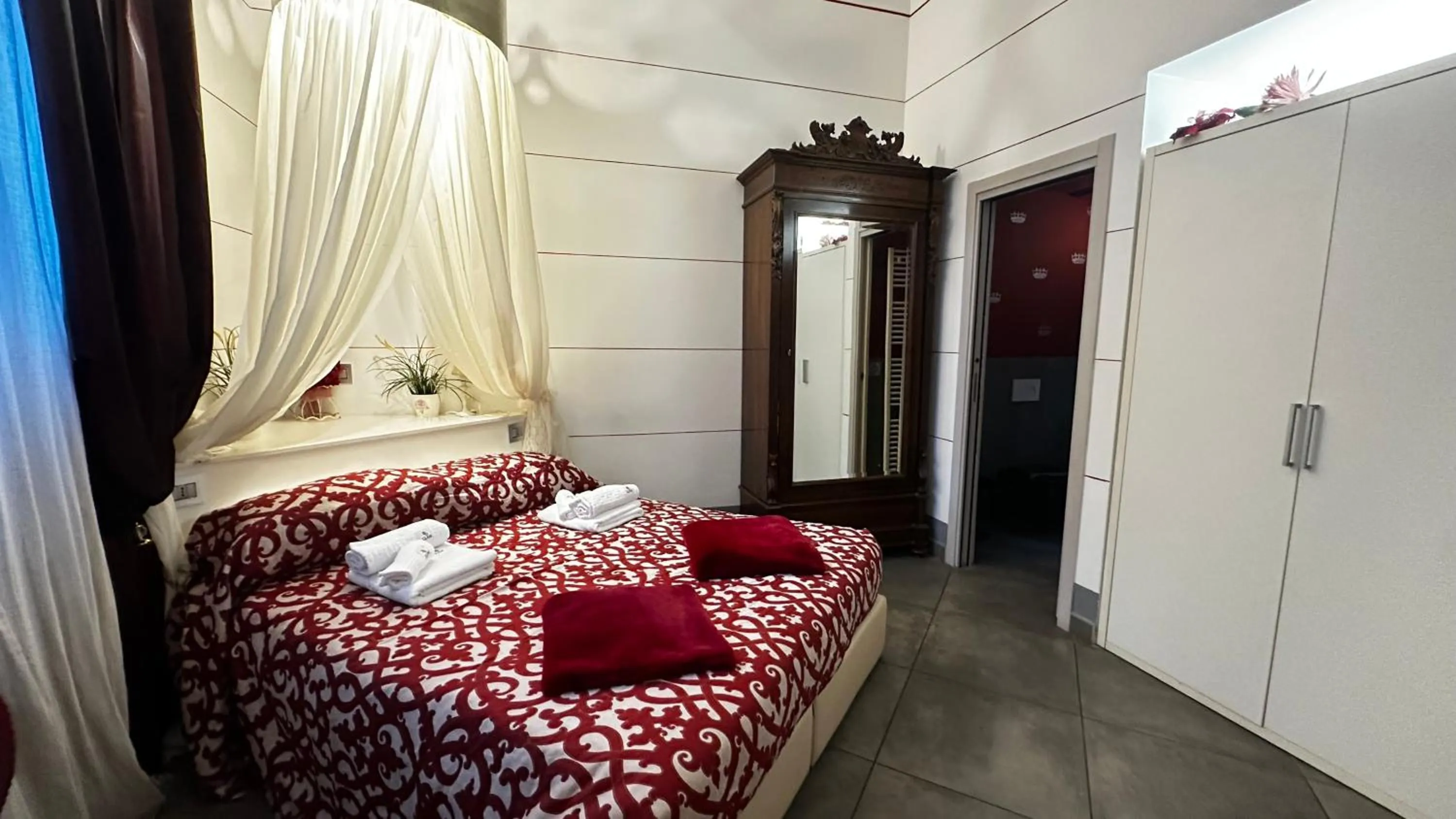 Bed in AB Suite Innovative Design B & B