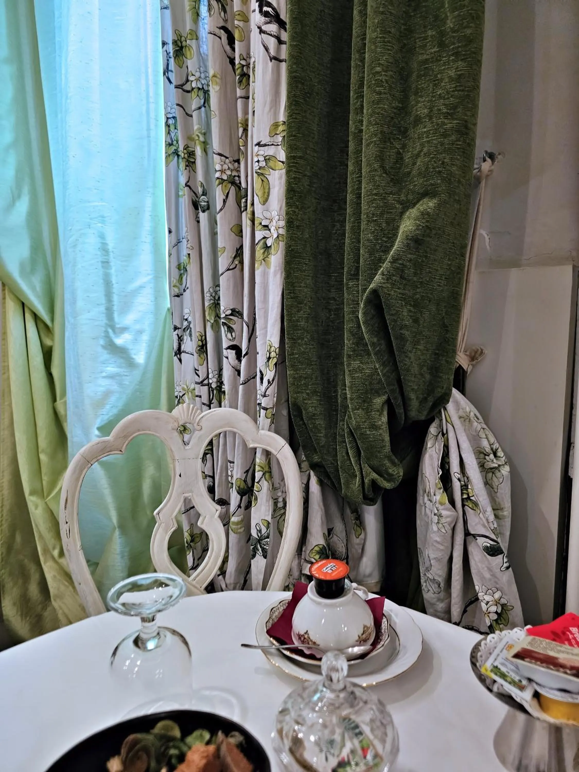 Photo of the whole room in AB Suite Innovative Design B & B