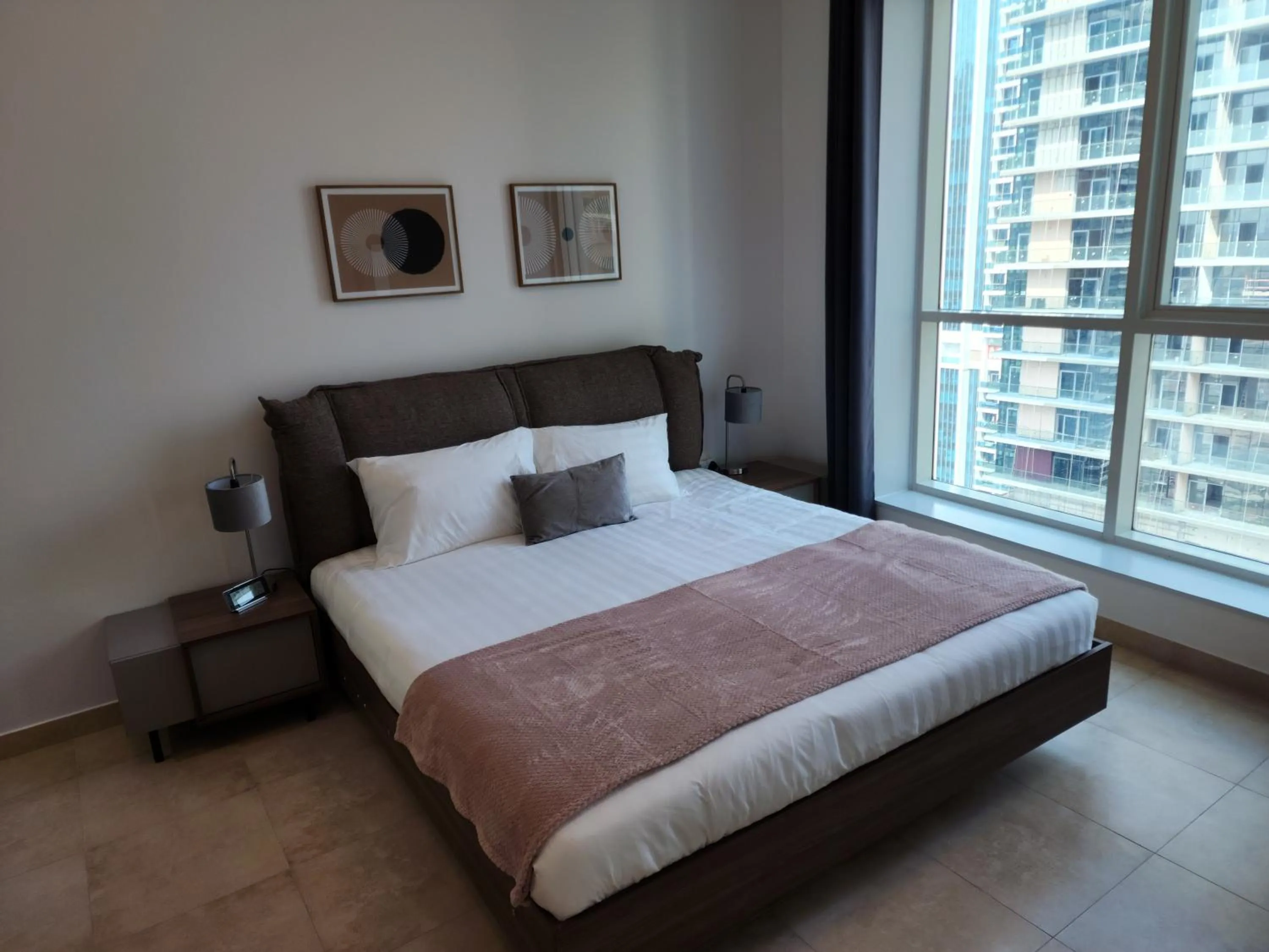 Bed in Preatoni Tower - JLT by Golden Casa