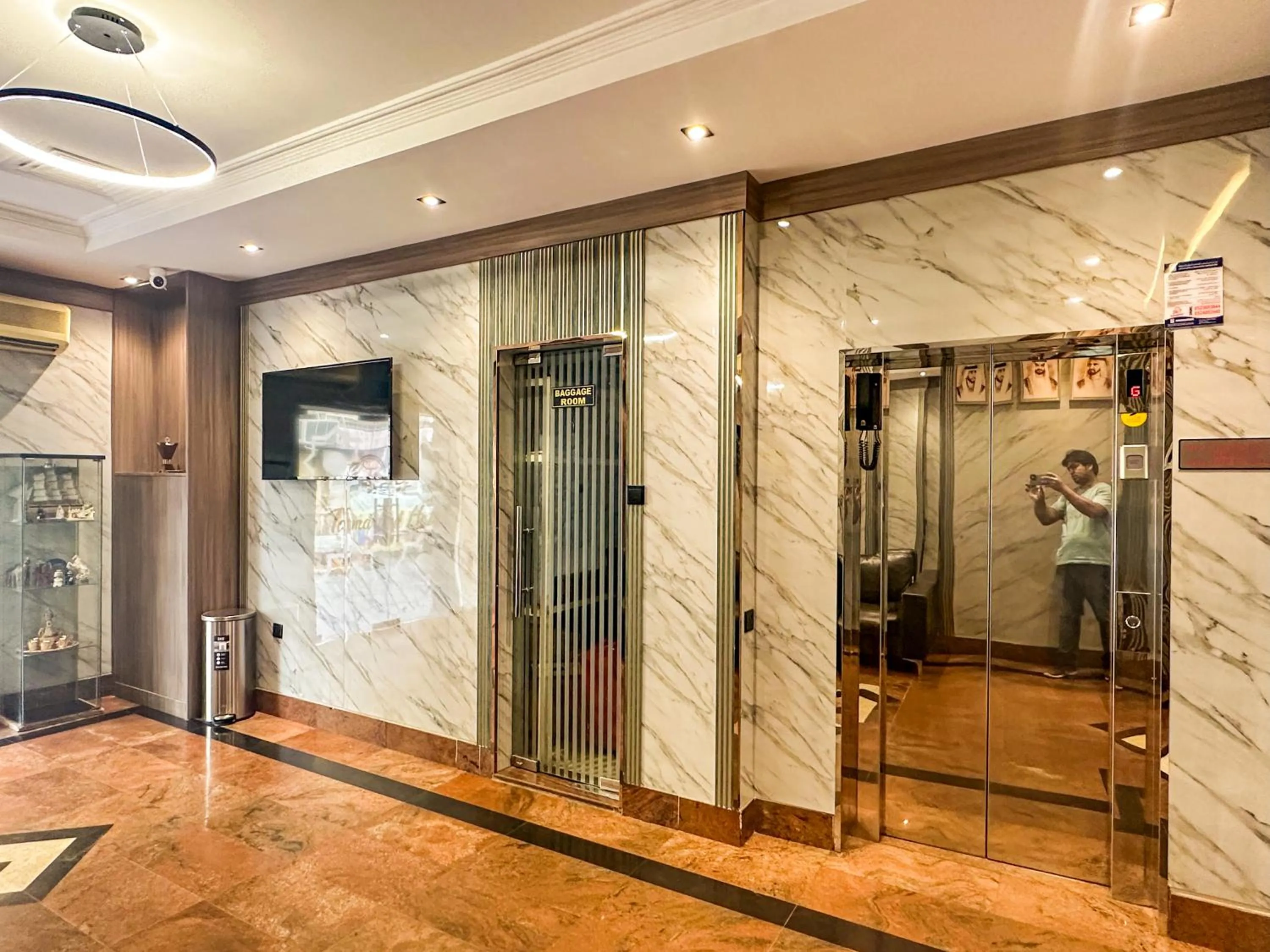 elevator in TAMARIND HOTEL