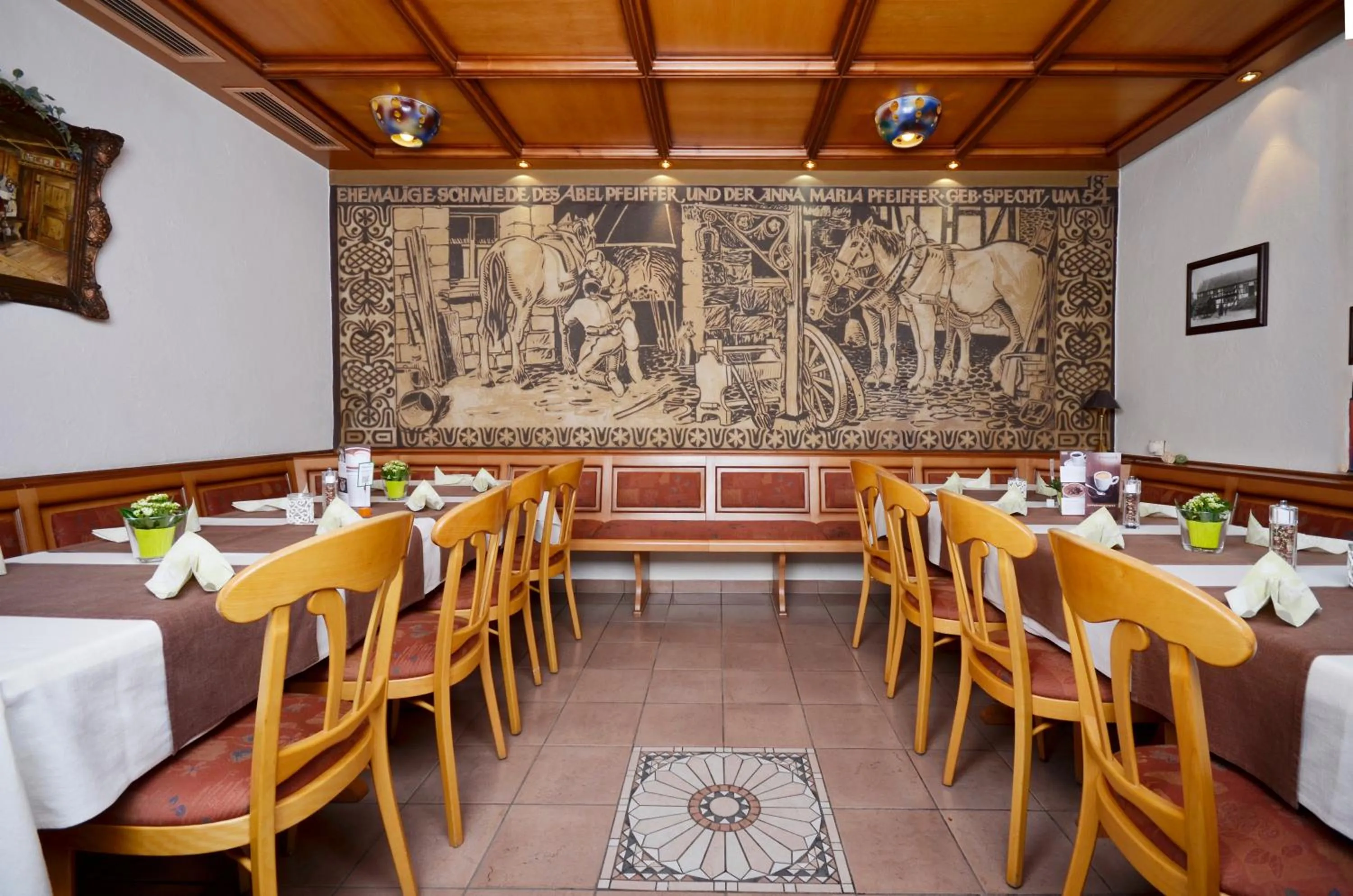 Restaurant/places to eat in Hotel Zur Schmiede