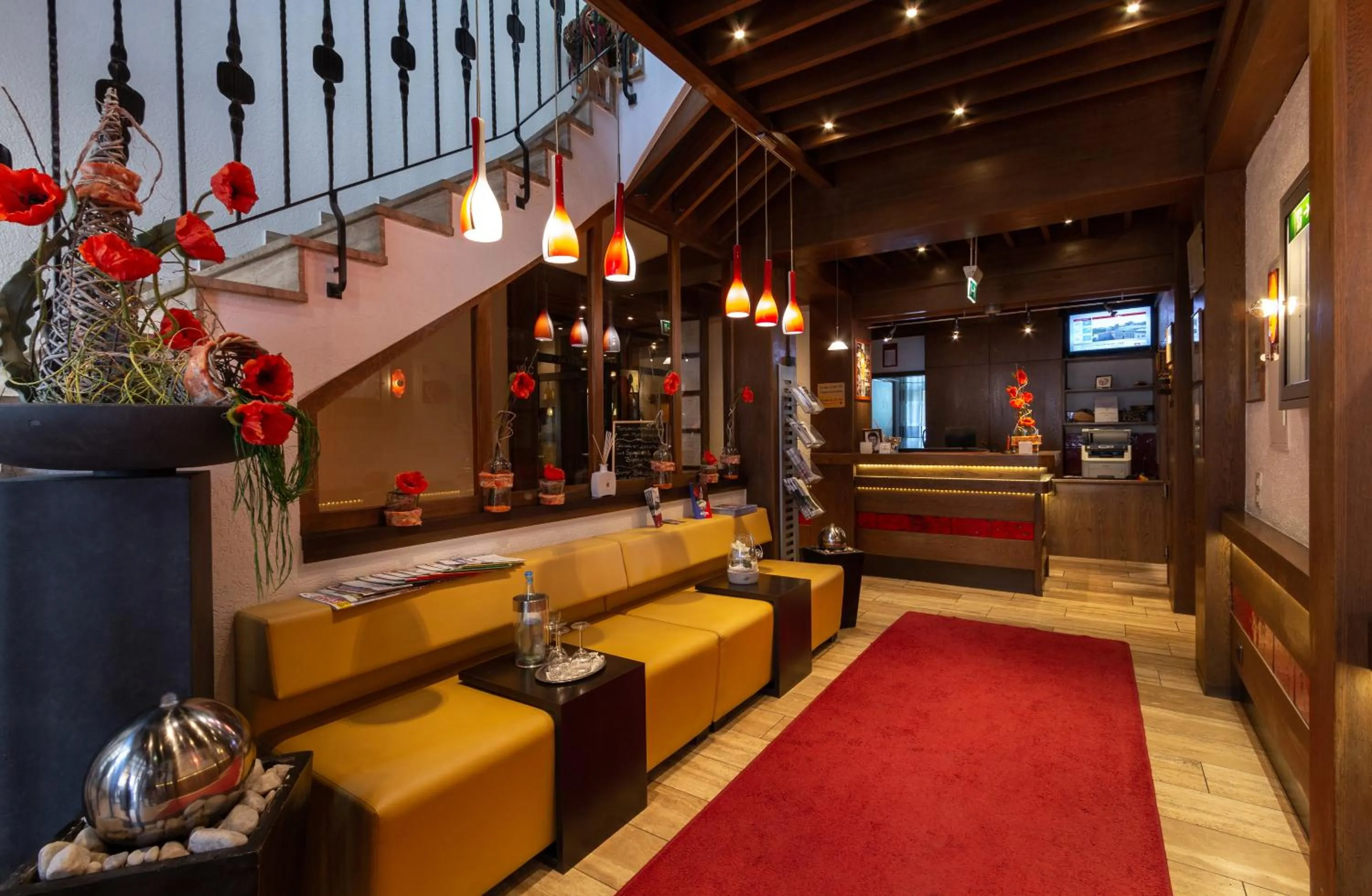 Lobby or reception in Hotel Zum Rosengarten