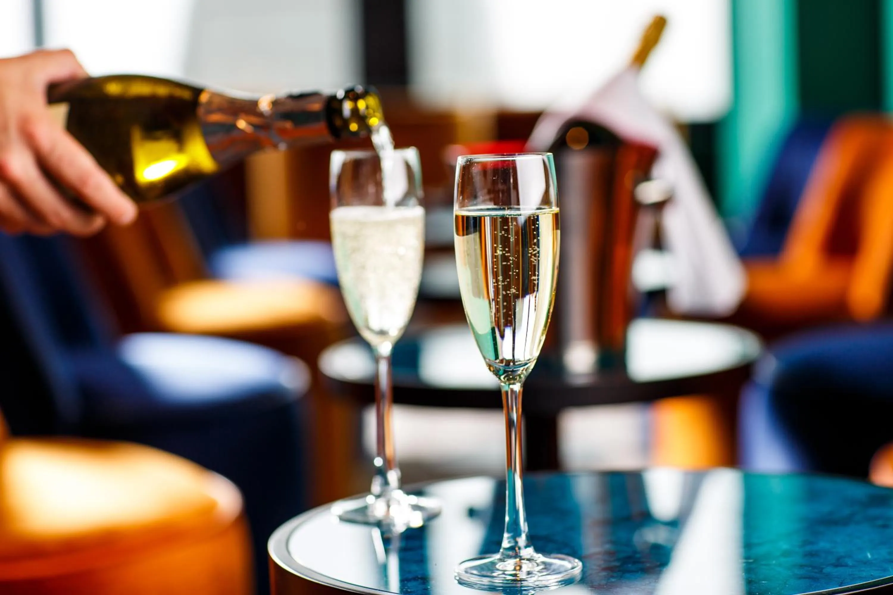 Drinks in Mercure Brighton Seafront Hotel