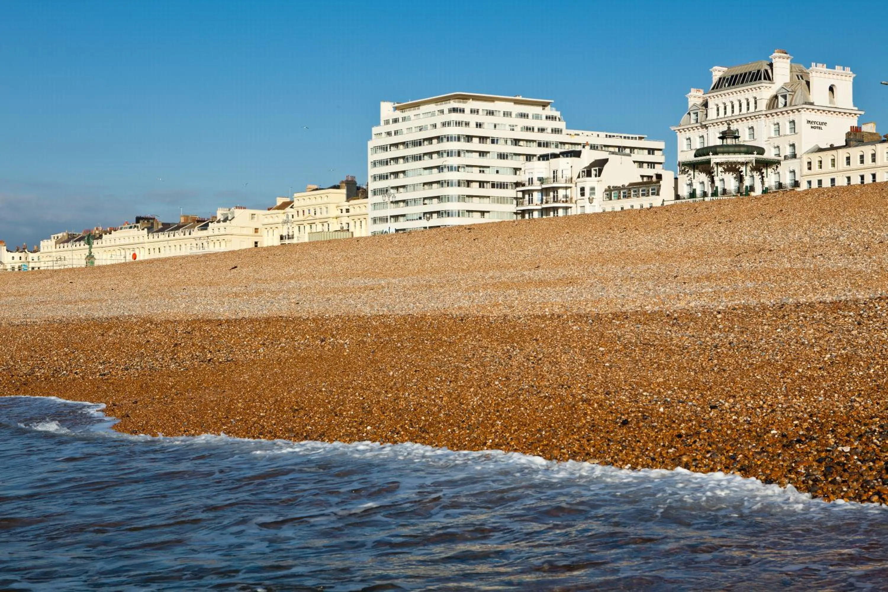 Facade/entrance in Mercure Brighton Seafront Hotel