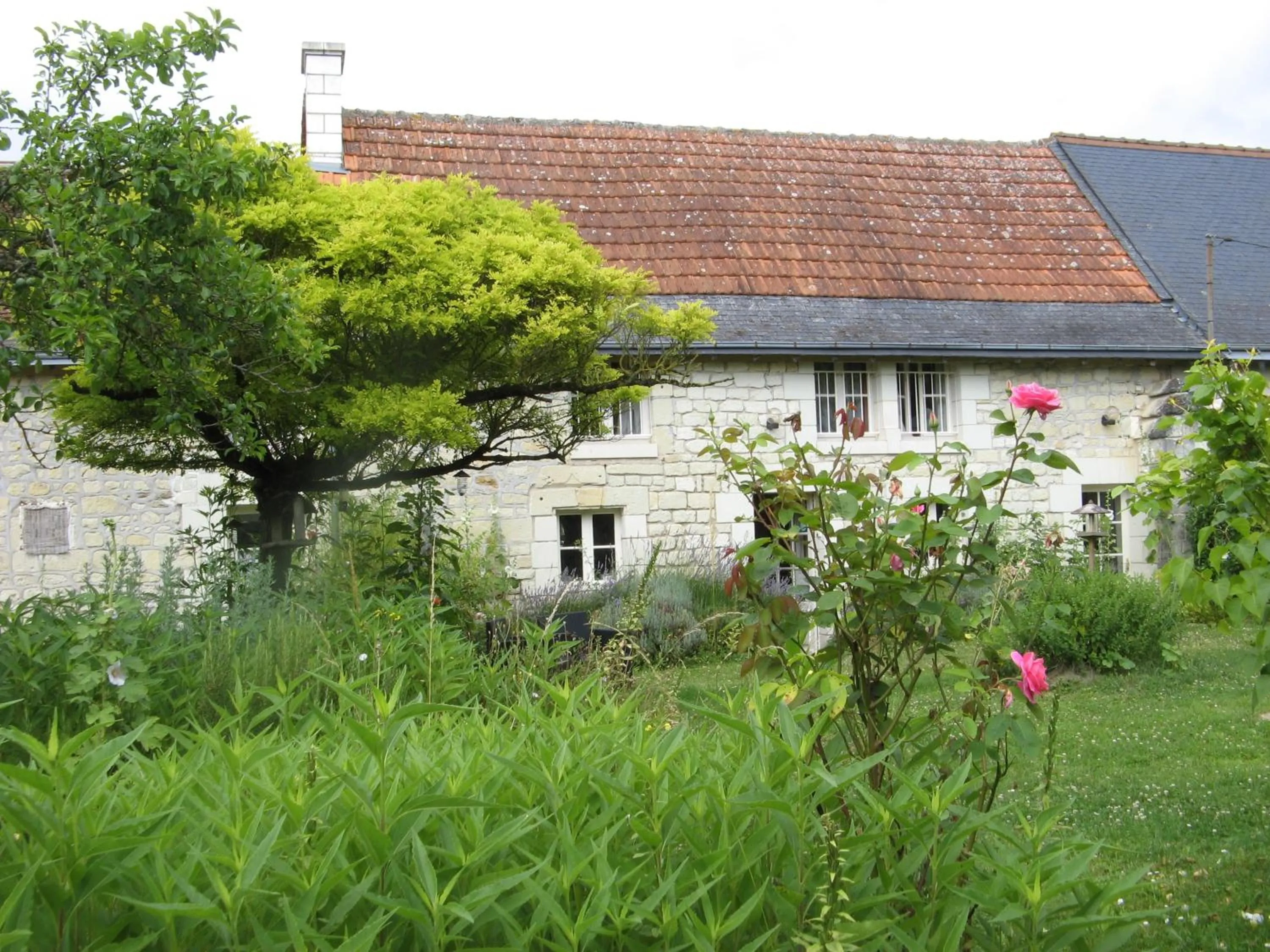 Facade/entrance in La Balastière