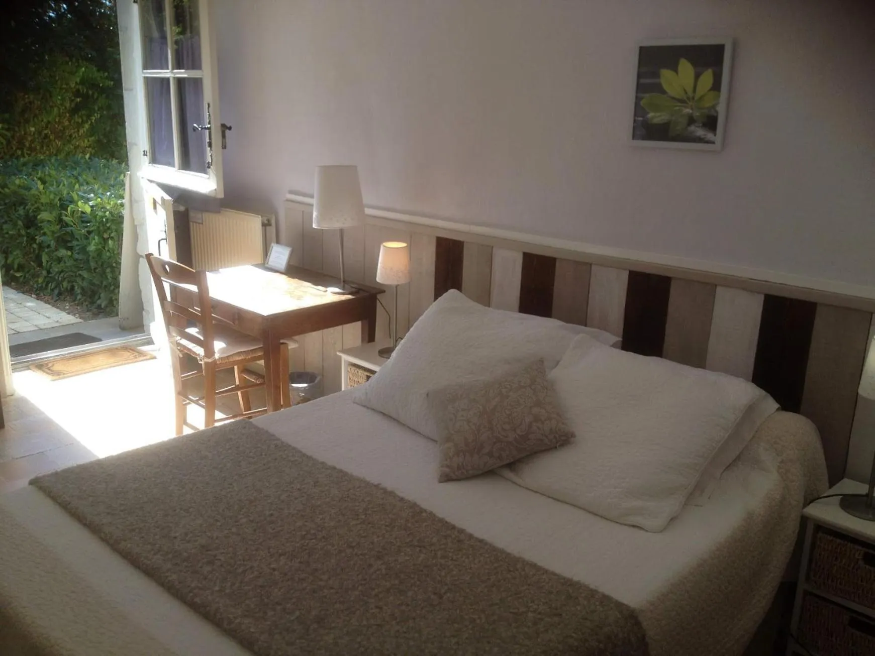 Bed in La Balastière