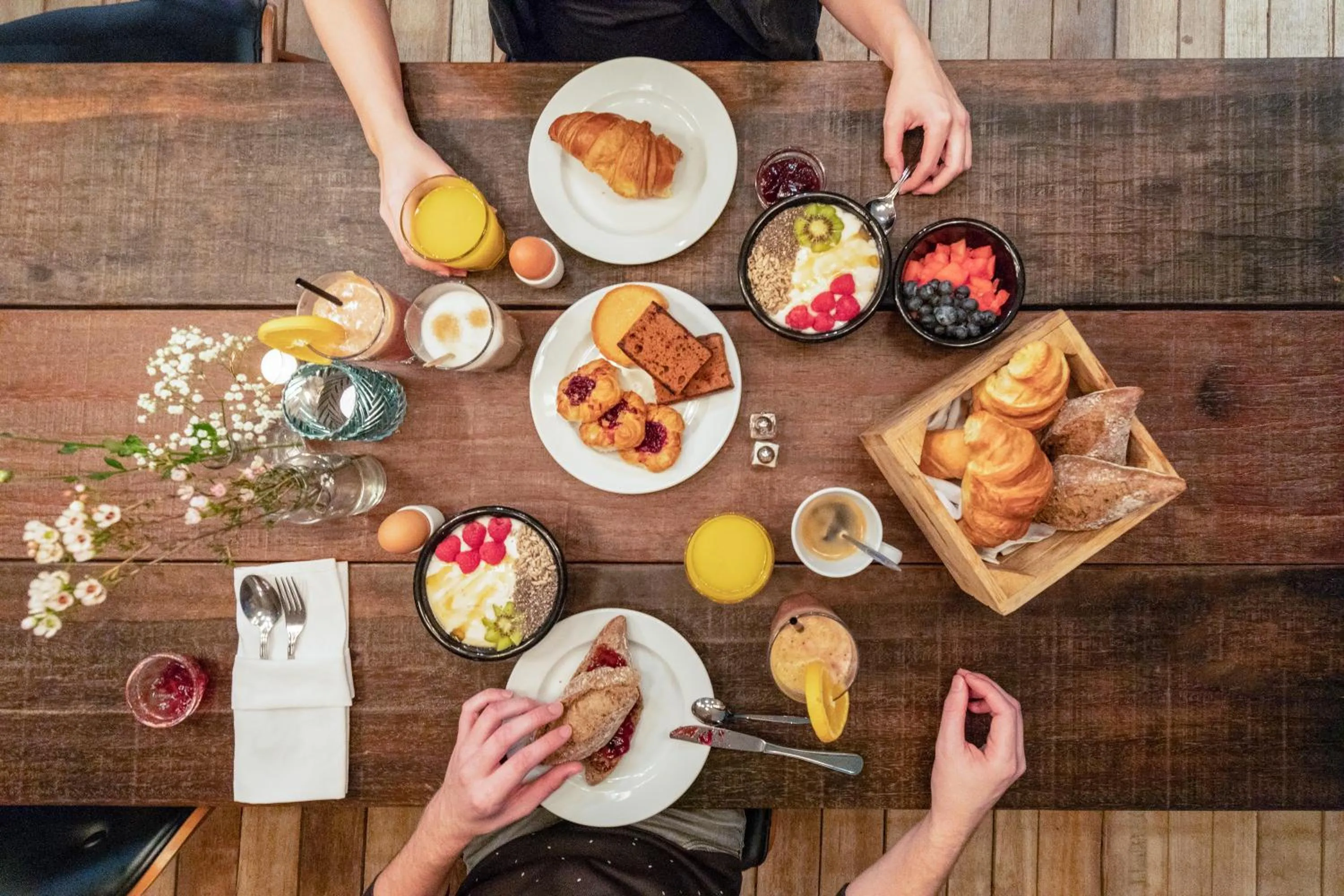 Breakfast in Van Heeckeren Hotel