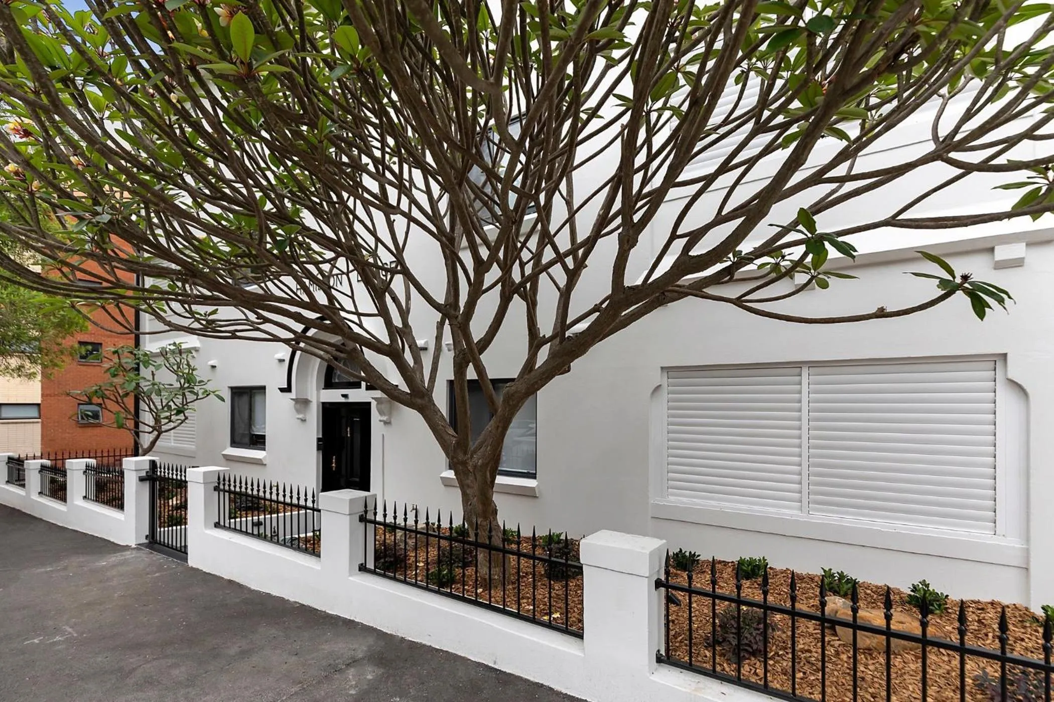 Property building in Hamilton Lodge Apartments by Urban Rest