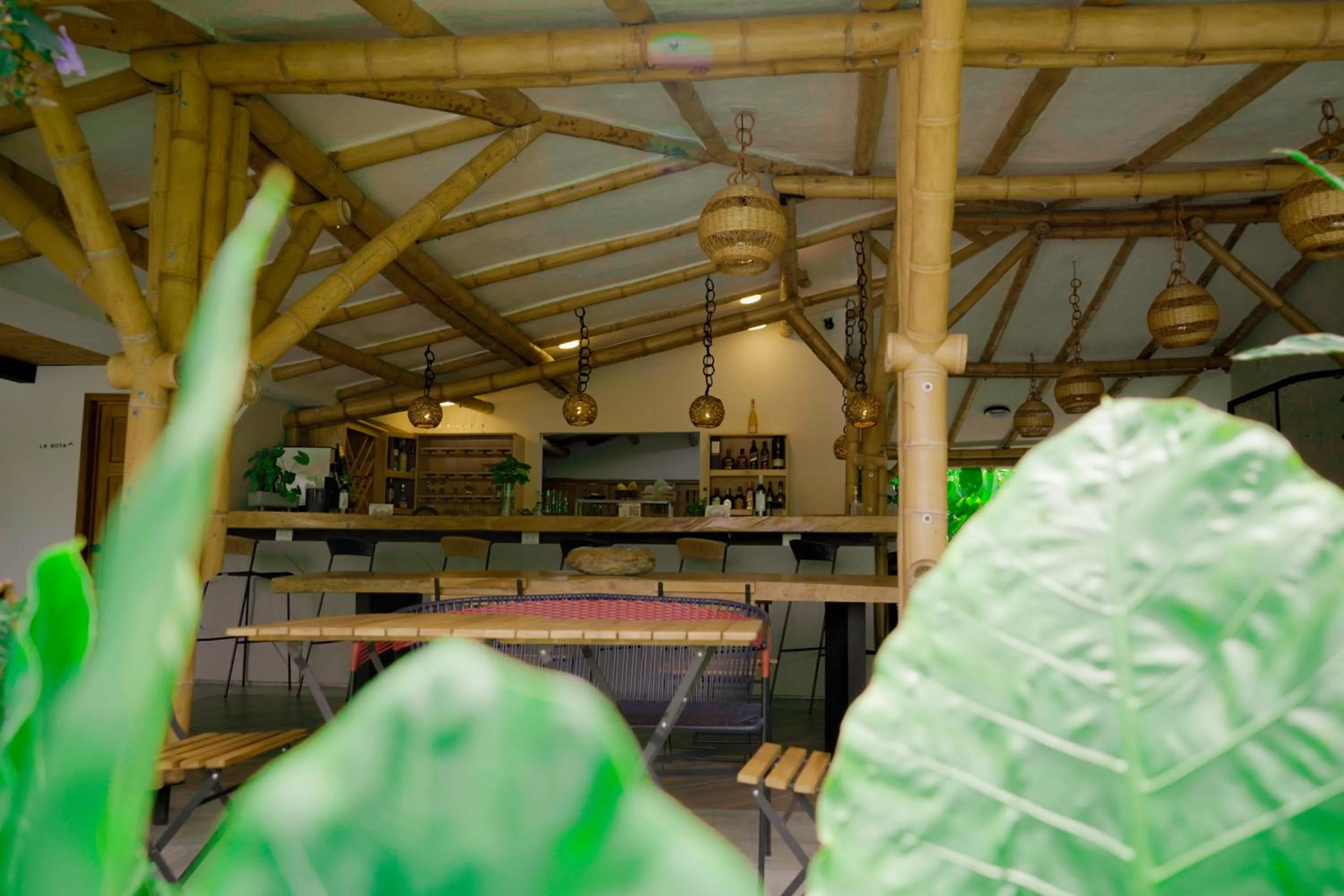 Restaurant/places to eat in Cannatel Exclusive Hotel