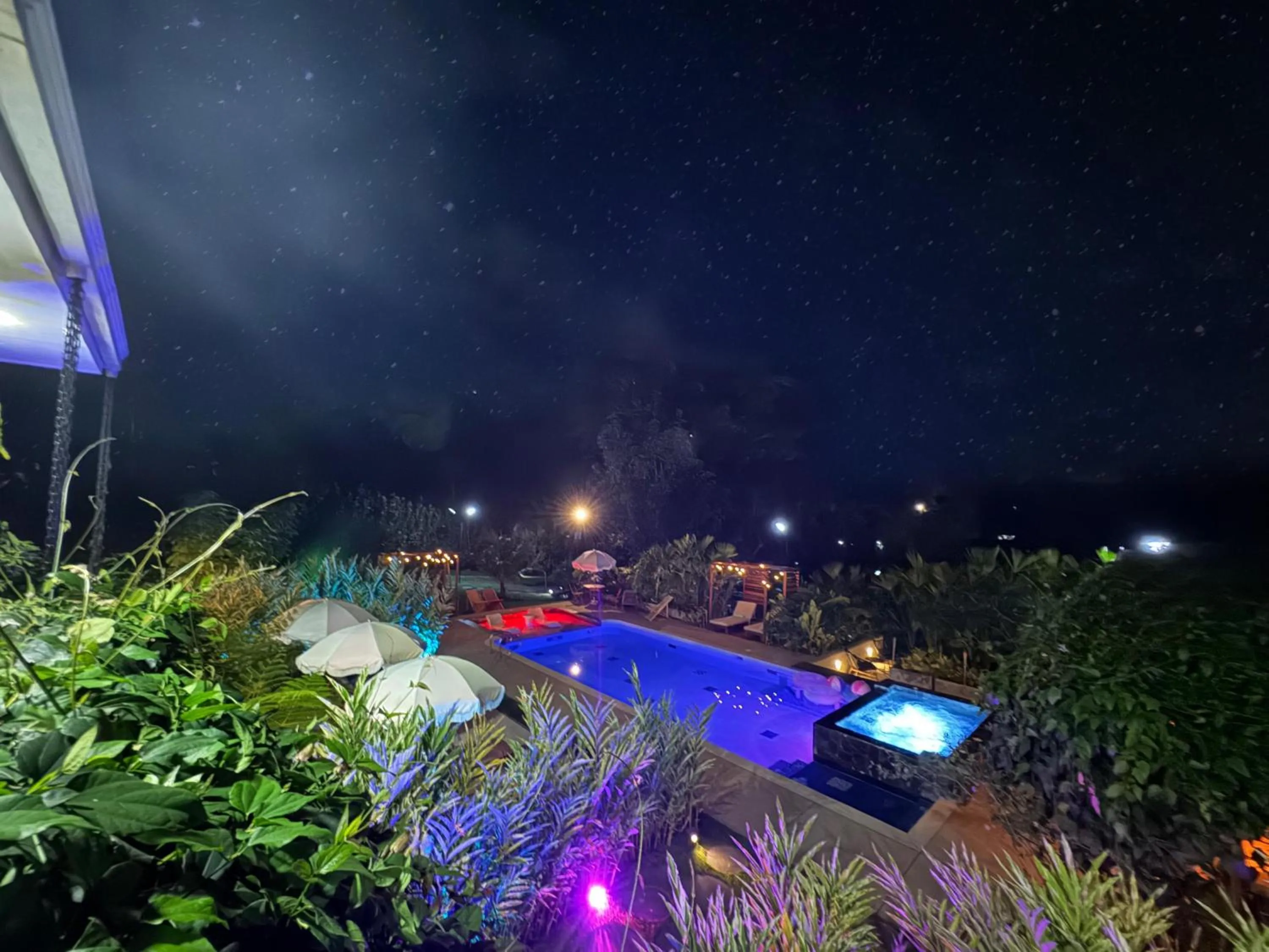 Night in Cannatel Exclusive Hotel