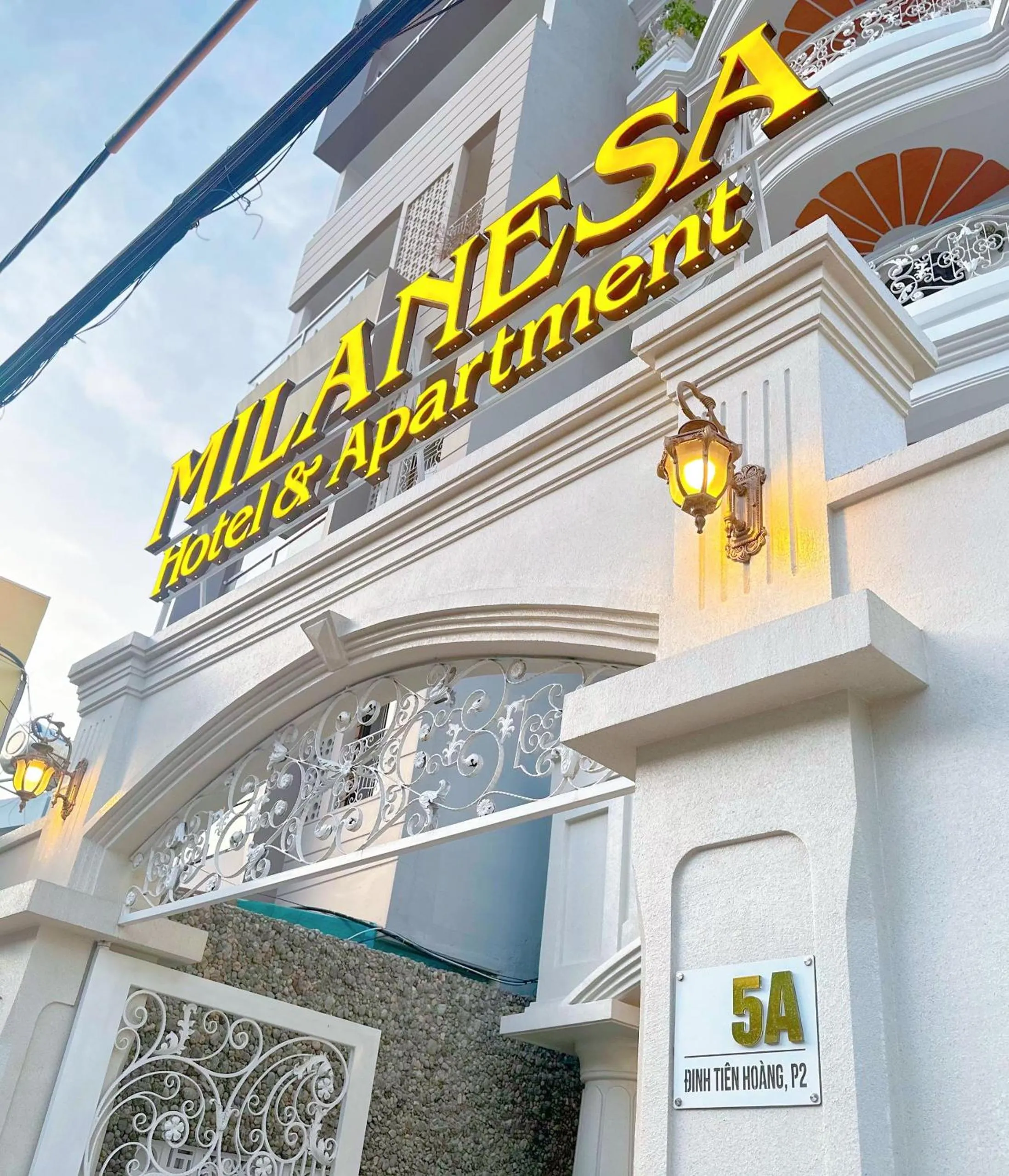 Day in Milanesa Hotel and Apartment