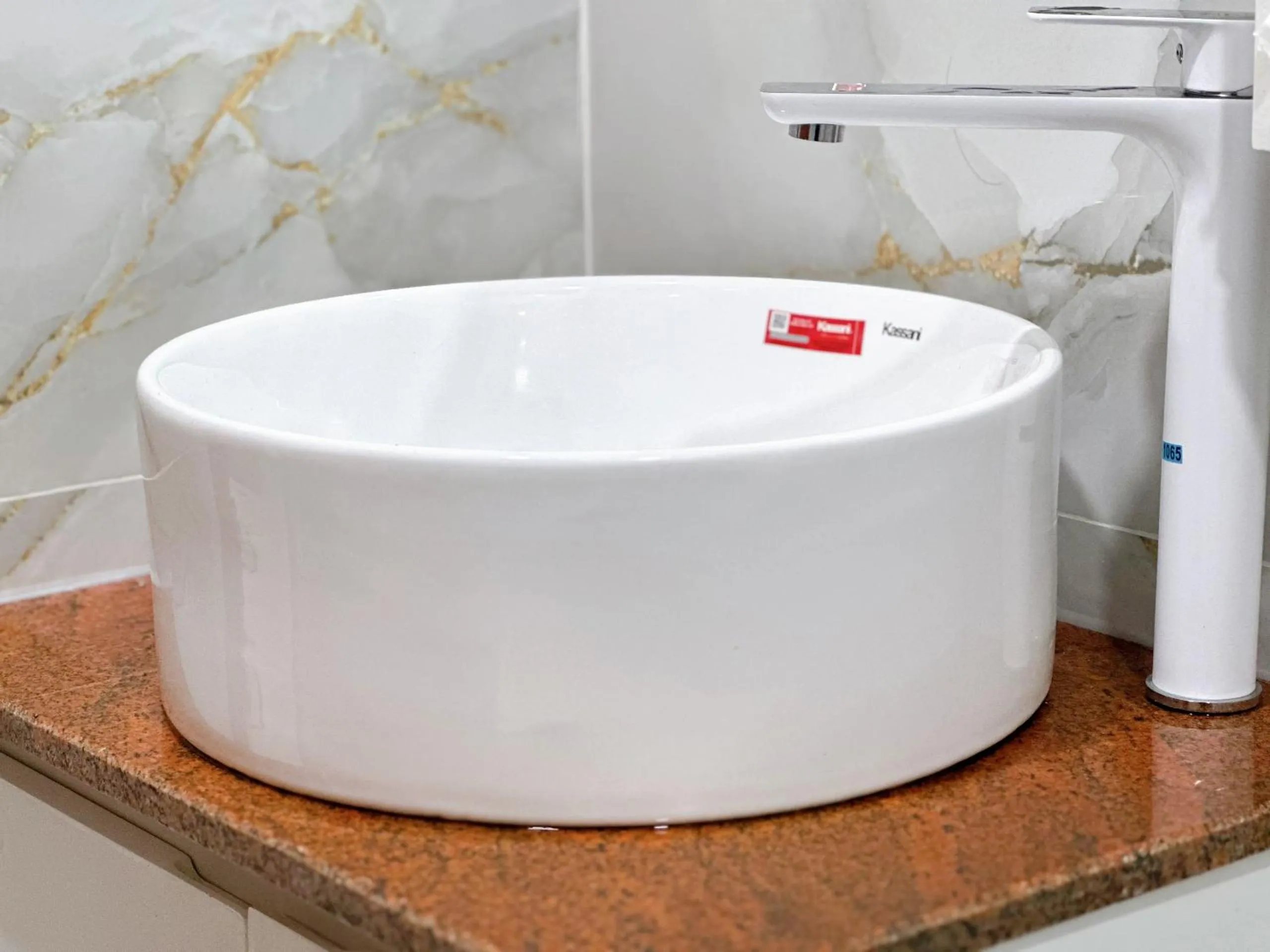 Bathroom in Milanesa Hotel and Apartment