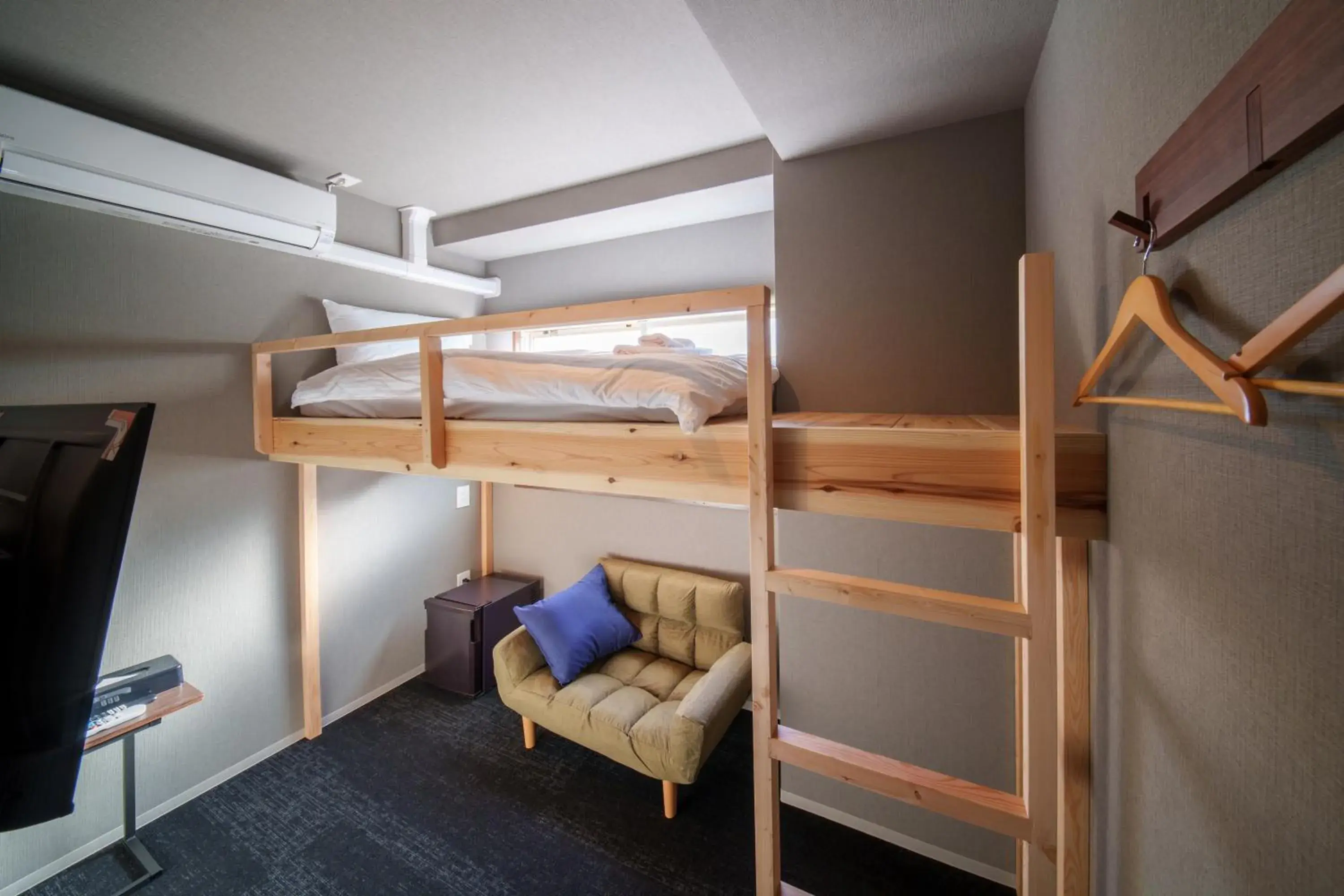 Standard Single Room with Shared Bathroom in BESTIE - DOYANEN HOTELs Standard Single Room with Shared Bathroom in BESTIE - DOYANEN HOTELs