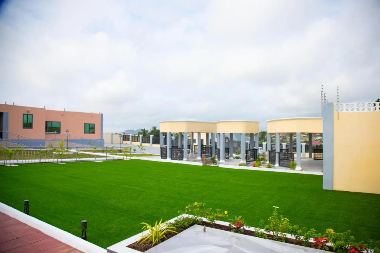 Property building in Bella Ella Hotel & Event Center