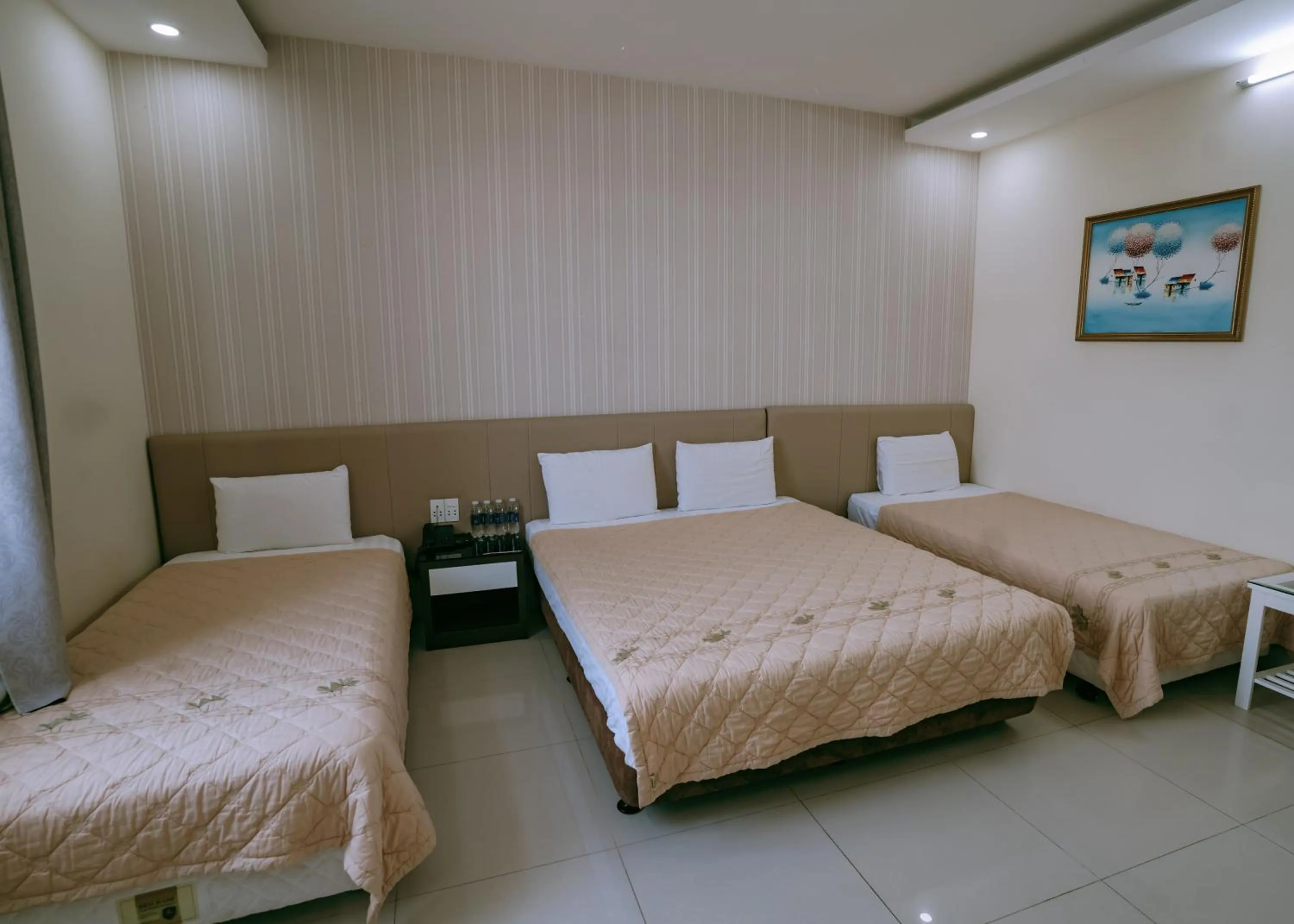 Bed in Thuan Phat House Soc Trang