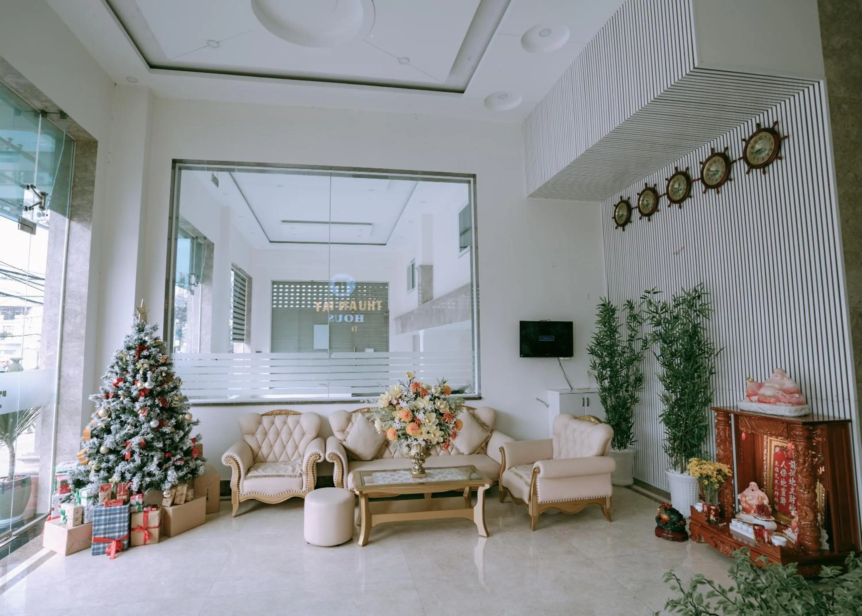 Lobby or reception in Thuan Phat House Soc Trang