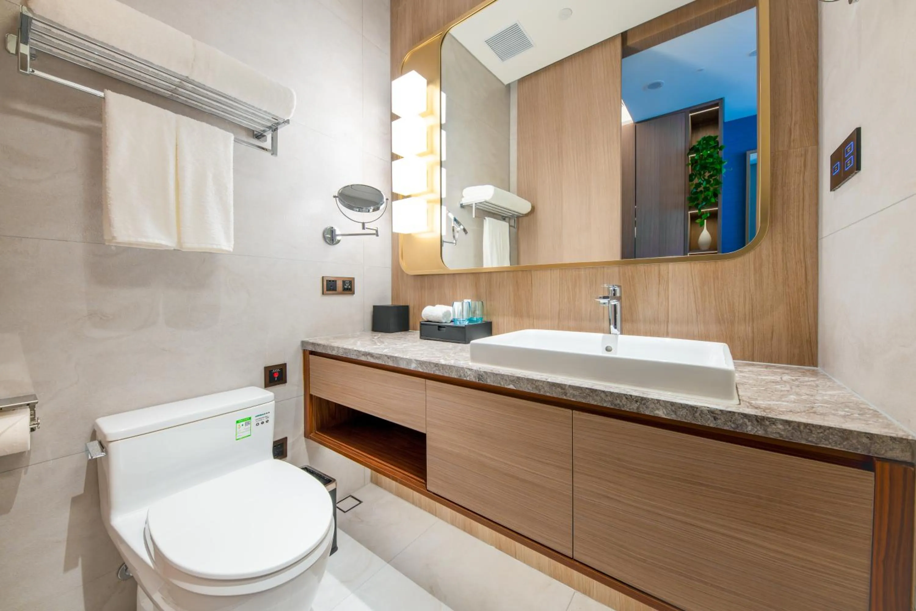 Toilet in Shan Zhi Ye Serviced Apartment Hotel - Houjie Wanda Plaza Liaoxia Subway Station