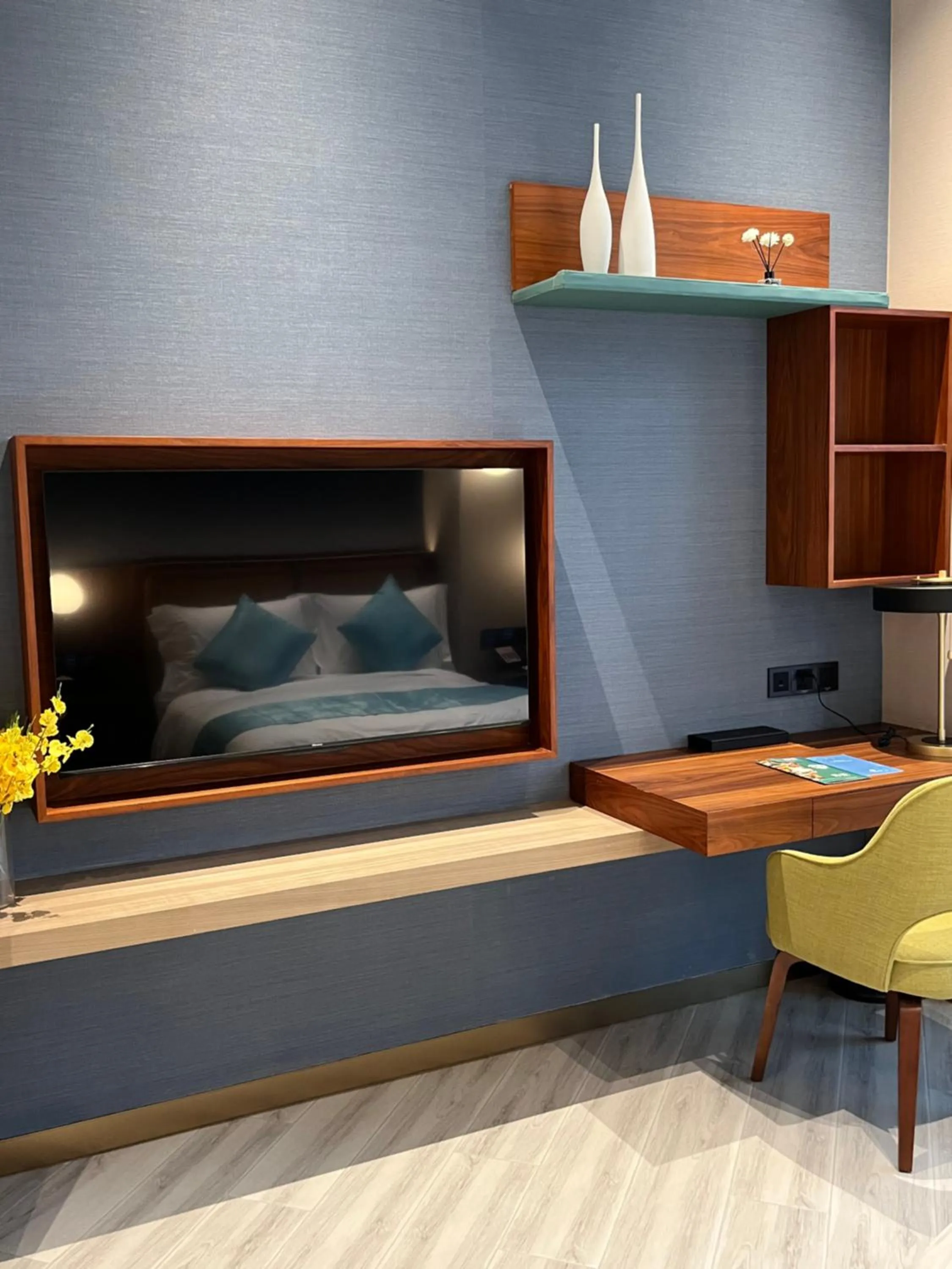 TV and multimedia in Shan Zhi Ye Serviced Apartment Hotel - Houjie Wanda Plaza Liaoxia Subway Station