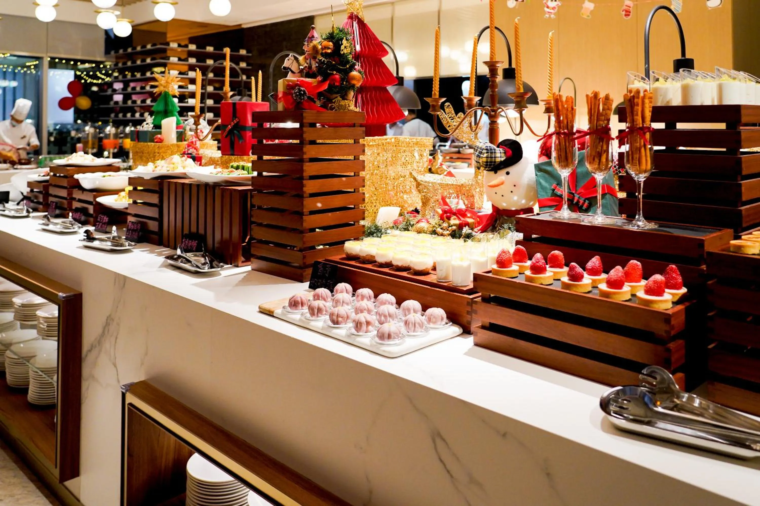 Restaurant/places to eat in Shan Zhi Ye Serviced Apartment Hotel - Houjie Wanda Plaza Liaoxia Subway Station