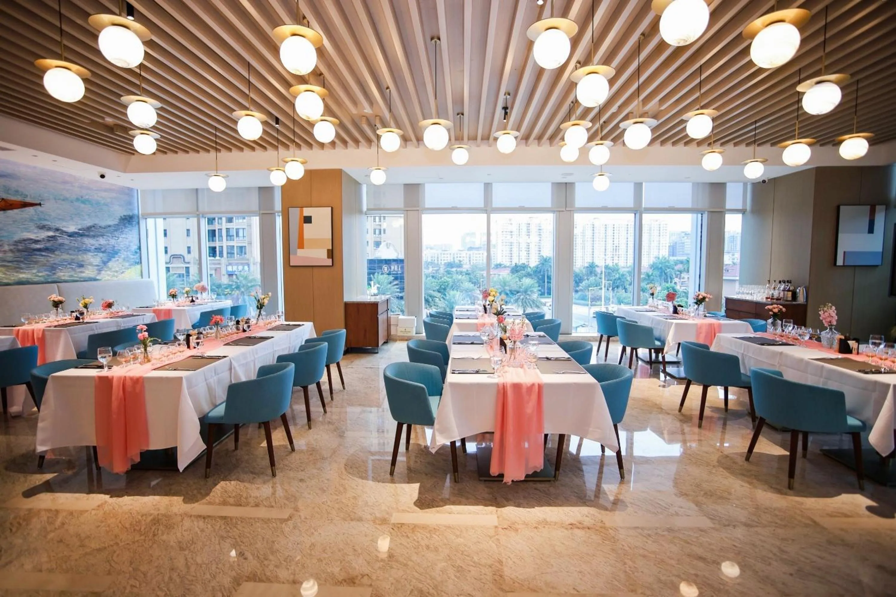 Restaurant/places to eat in Shan Zhi Ye Serviced Apartment Hotel - Houjie Wanda Plaza Liaoxia Subway Station