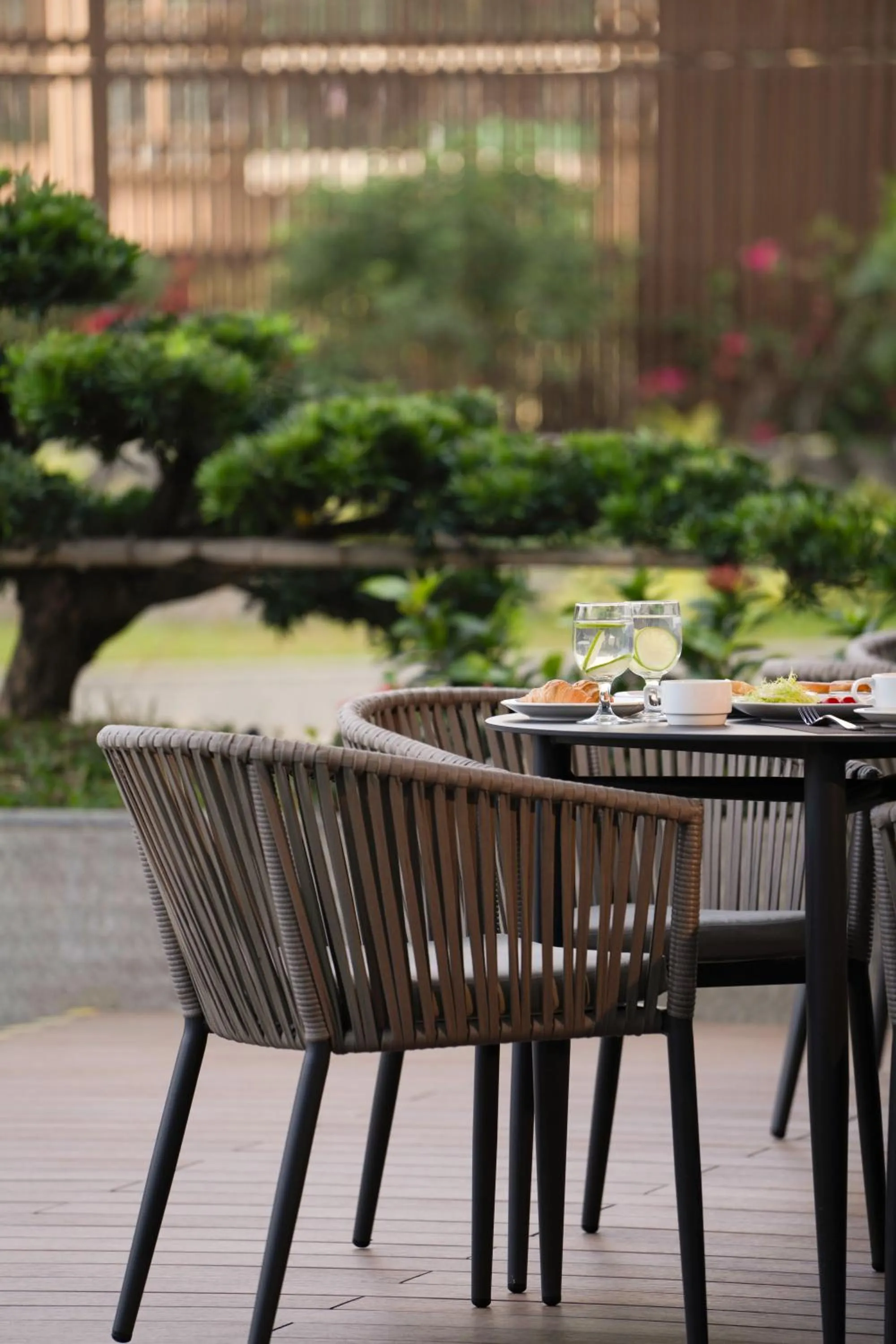 Garden in Shan Zhi Ye Serviced Apartment Hotel - Houjie Wanda Plaza Liaoxia Subway Station