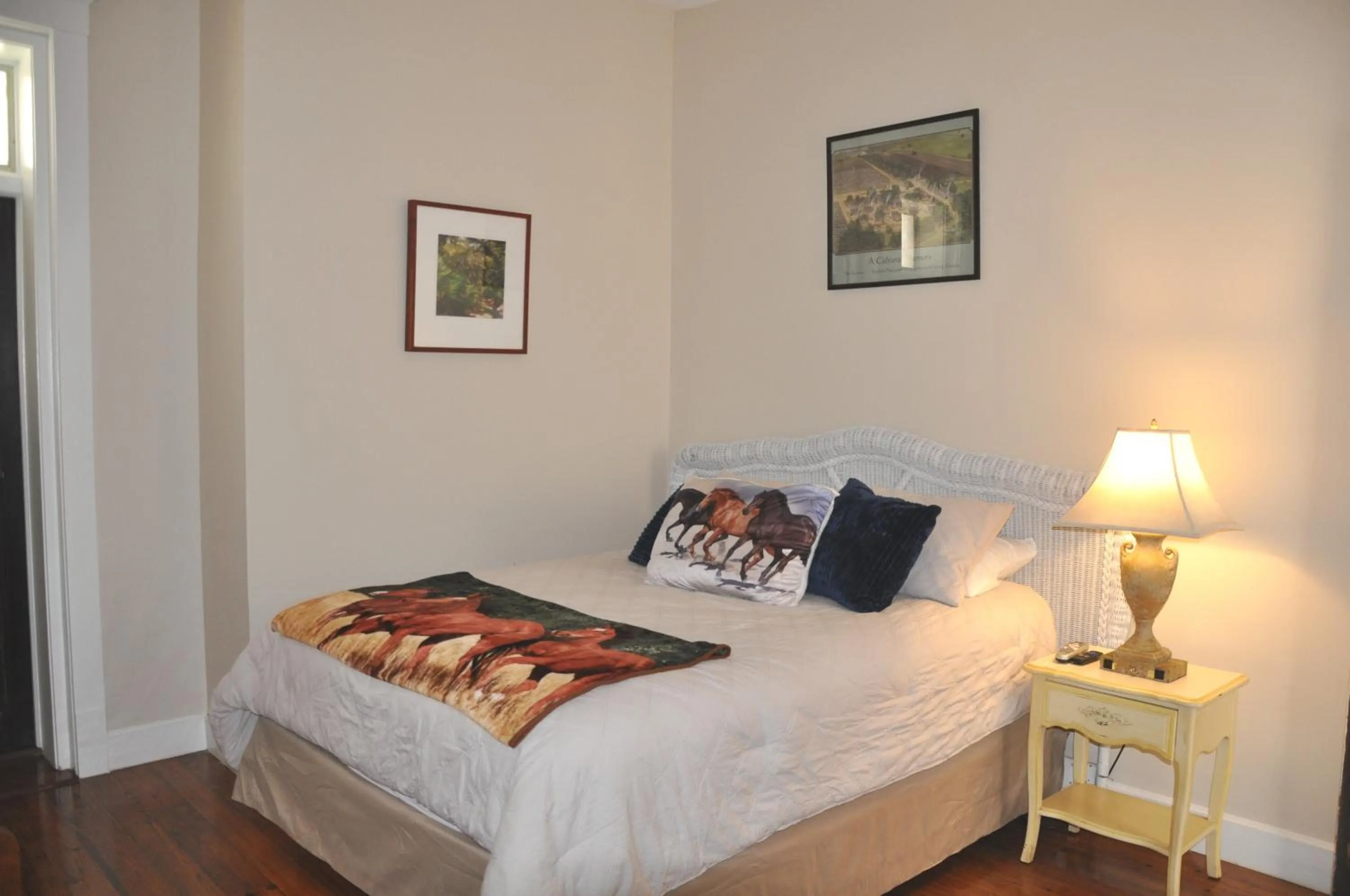 Bed in Riverview Hotel