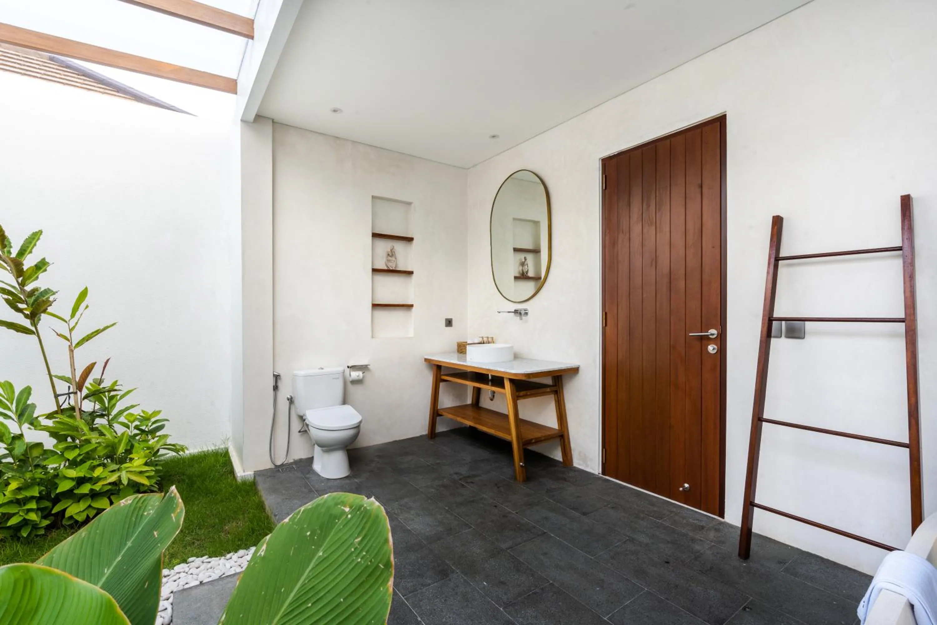 Bathroom in J4 Villas Sanur
