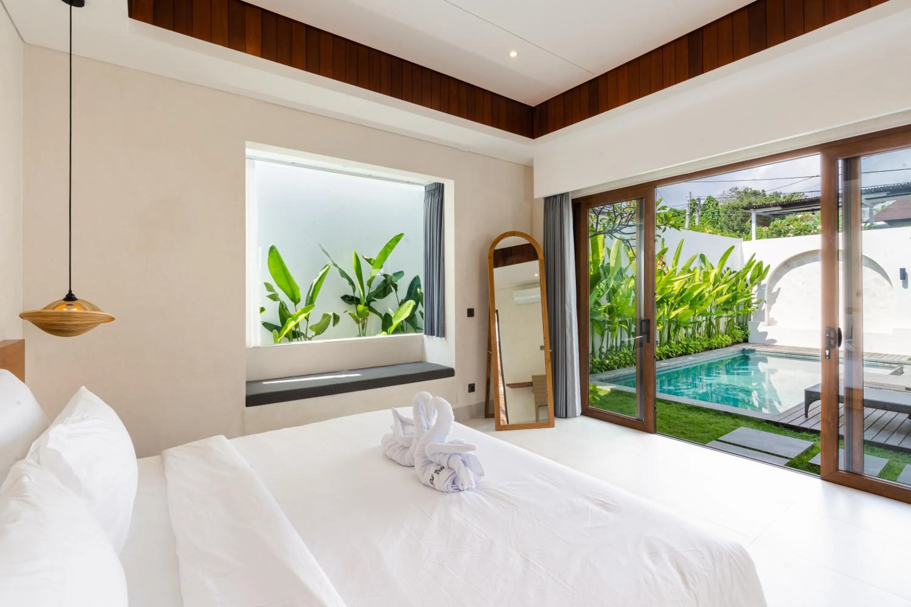 Bed in J4 Villas Sanur