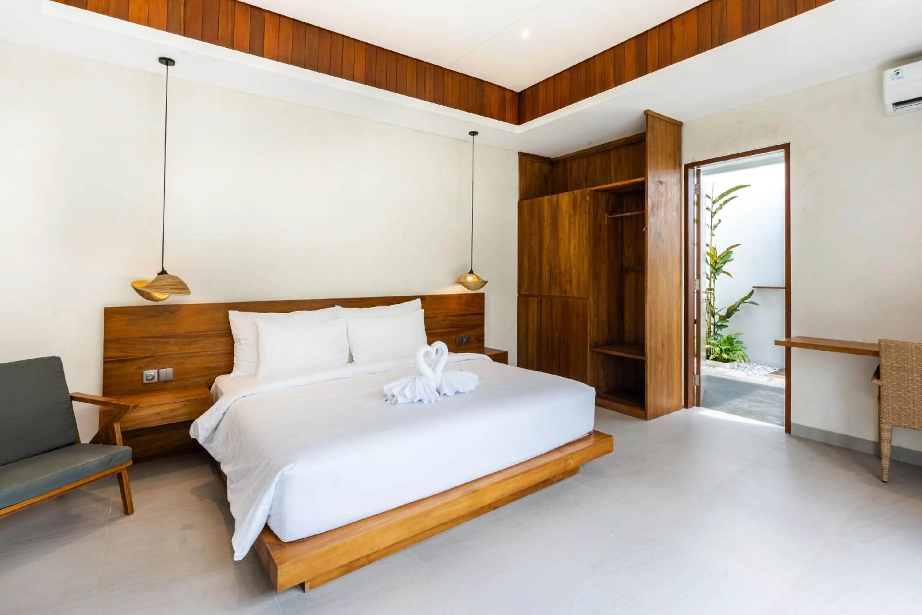 Bed in J4 Villas Sanur