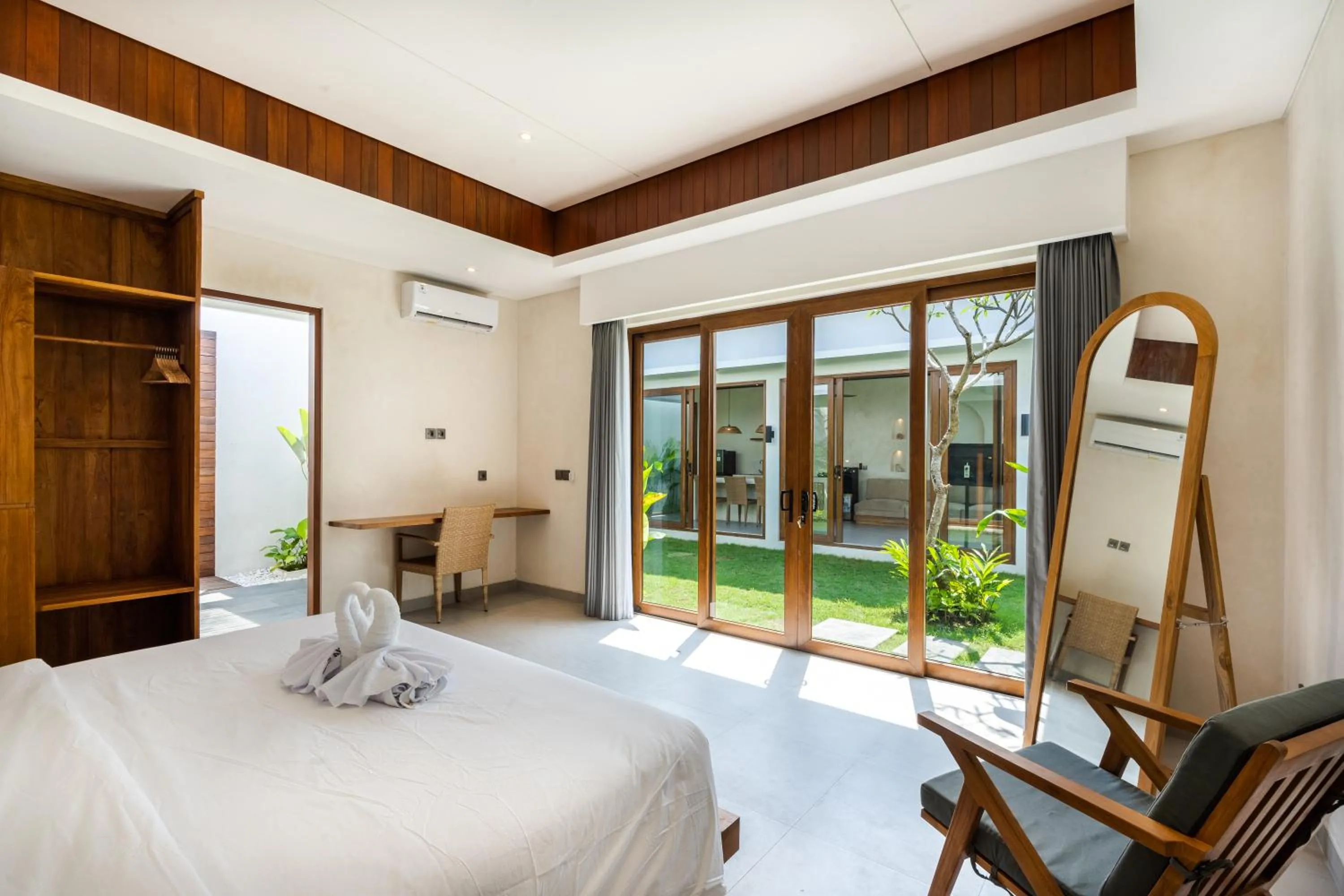 Bed in J4 Villas Sanur