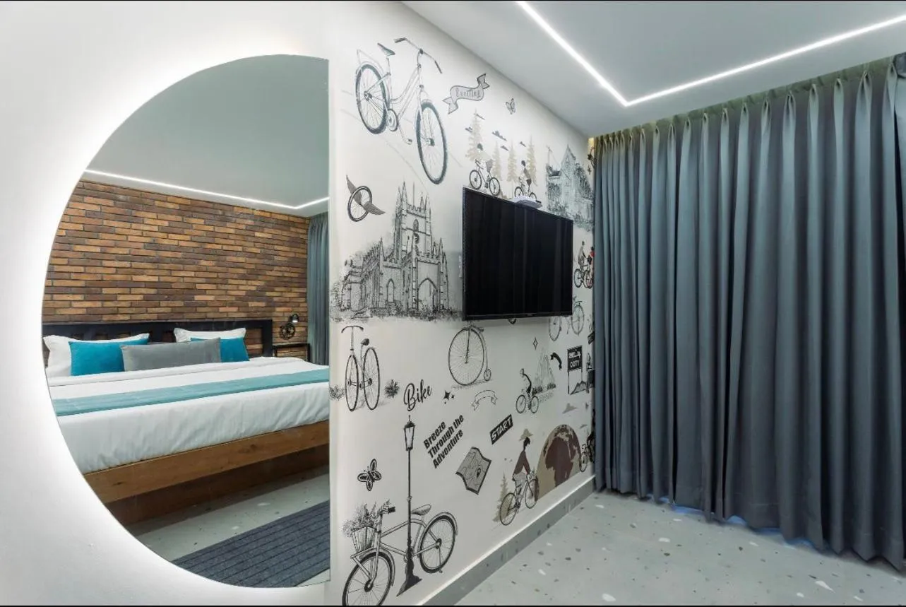 Bed in Hotel Maneck Manor