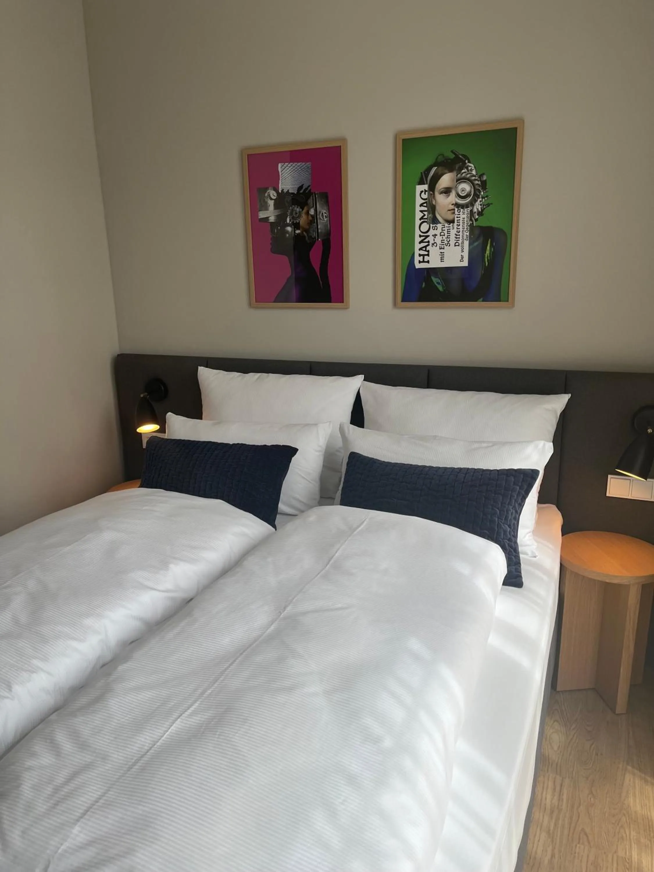 Photo of the whole room, Bed in INA Boutique Hannover-Linden - Digital Access