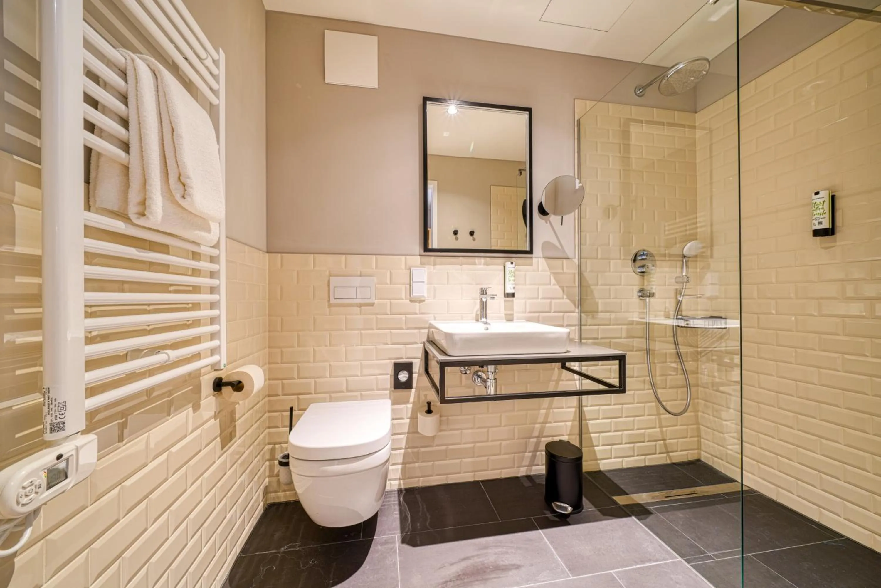 Bathroom in INA Boutique Hannover-Linden - Digital Access