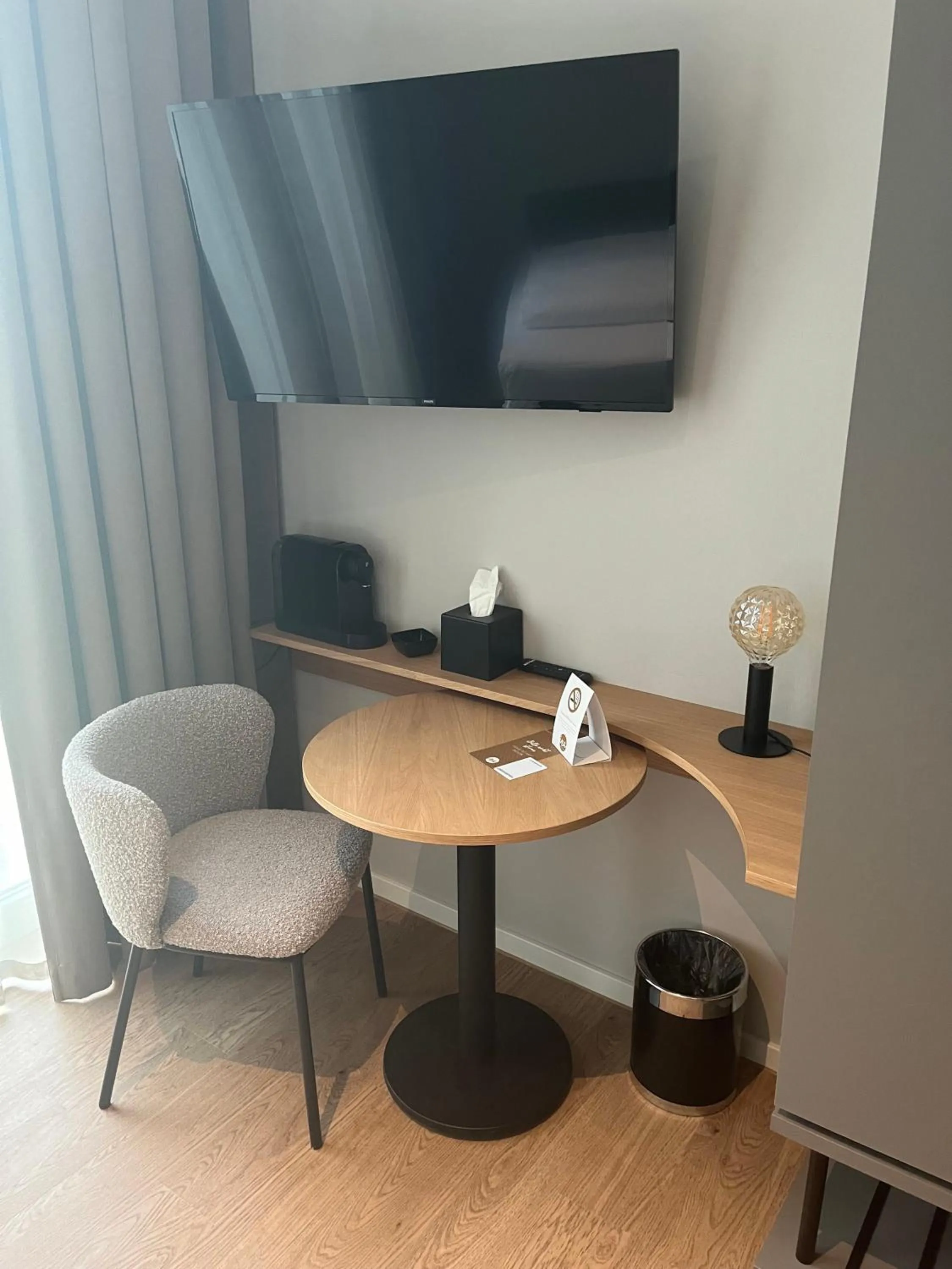 Photo of the whole room in INA Boutique Hannover-Linden - Digital Access