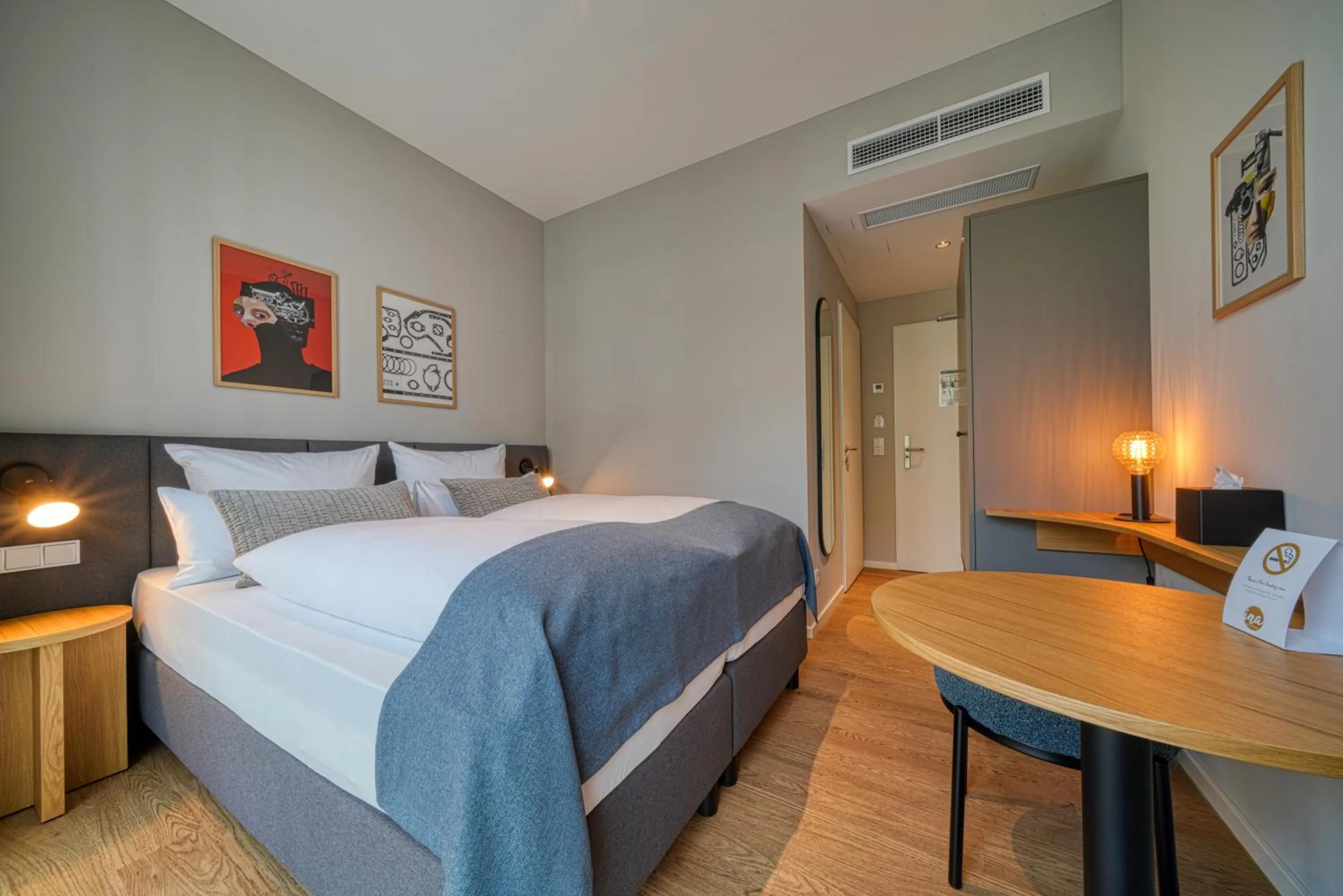 INA Boutique Hannover-Linden - Digital Access