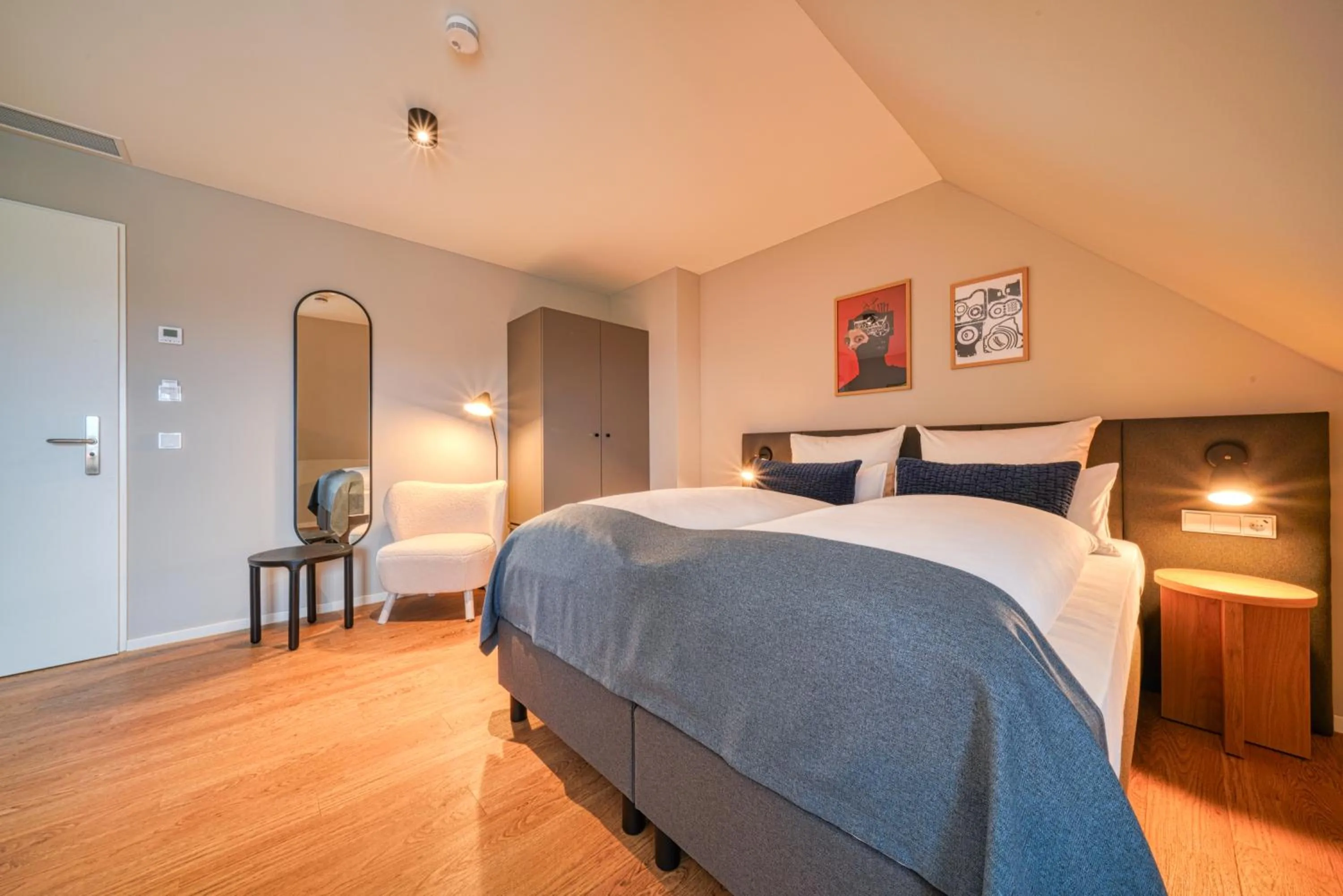 Photo of the whole room, Bed in INA Boutique Hannover-Linden - Digital Access