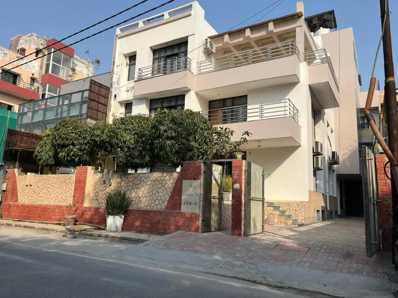 NICE Stay & Care NICE Stay & Care