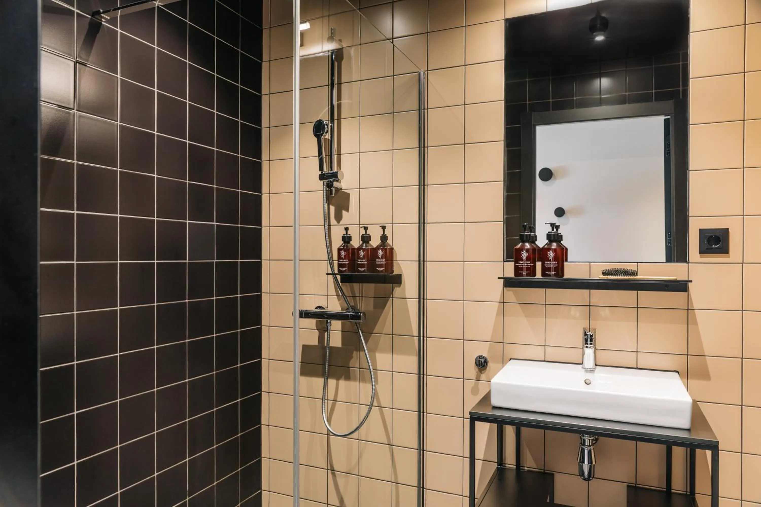 Bathroom in The Social Hub San Sebastián